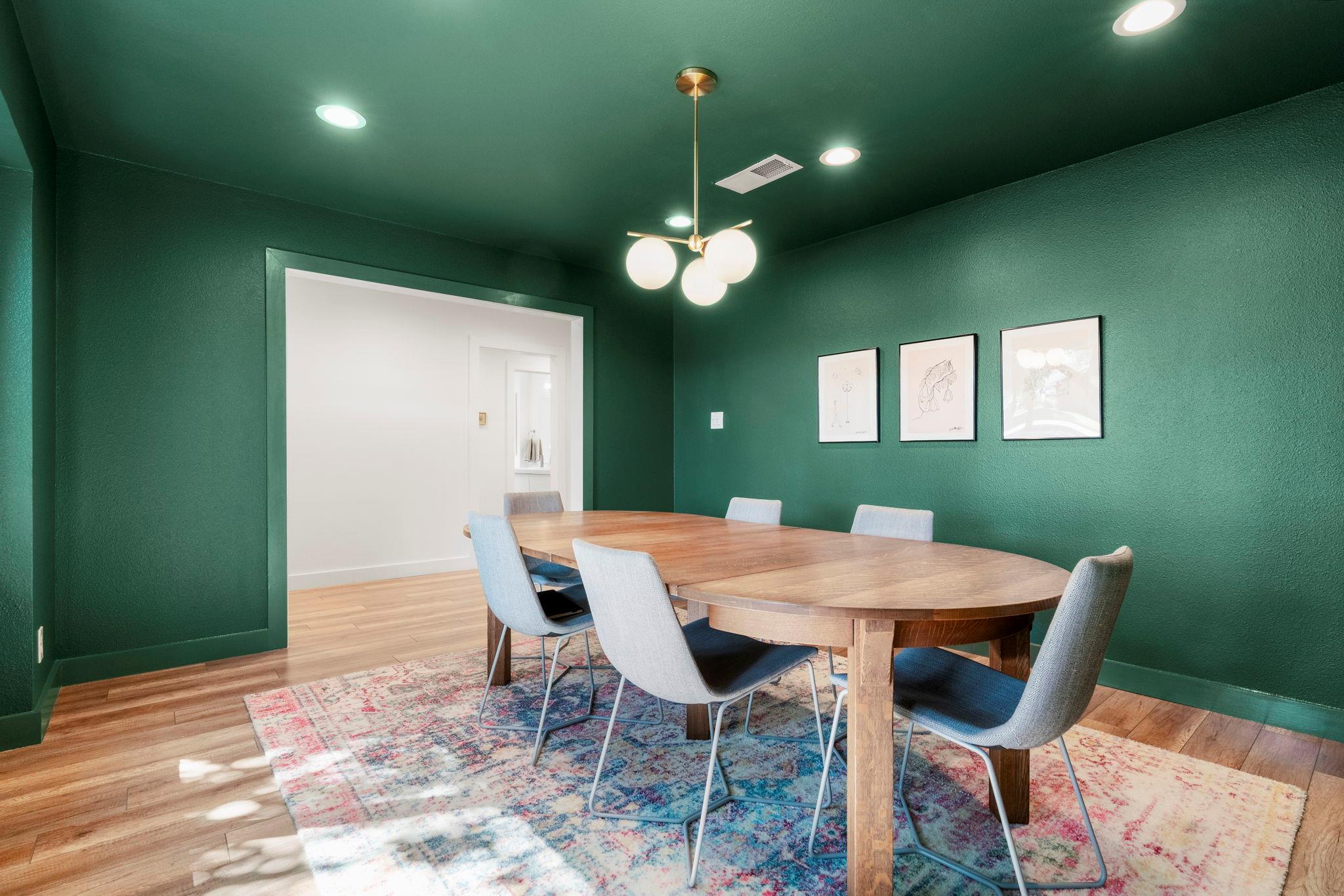 7404 Charlton Dr, Austin, TX 78723