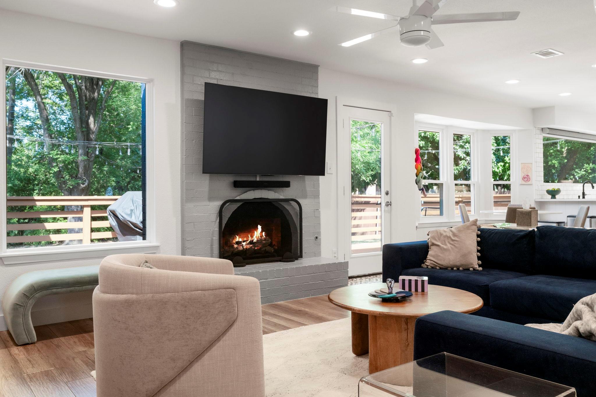 7404 Charlton Dr, Austin, TX 78723