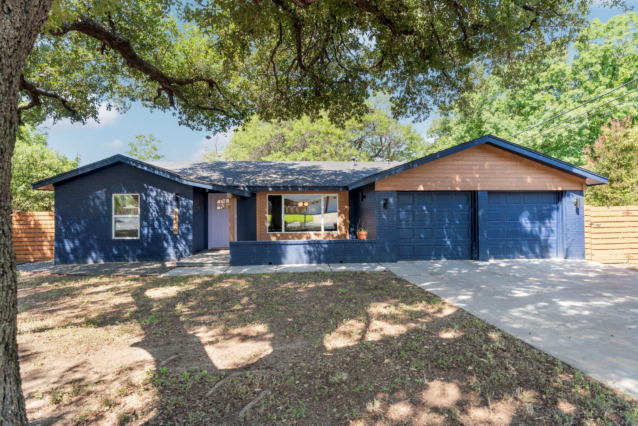 7404 Charlton Dr, Austin, TX 78723