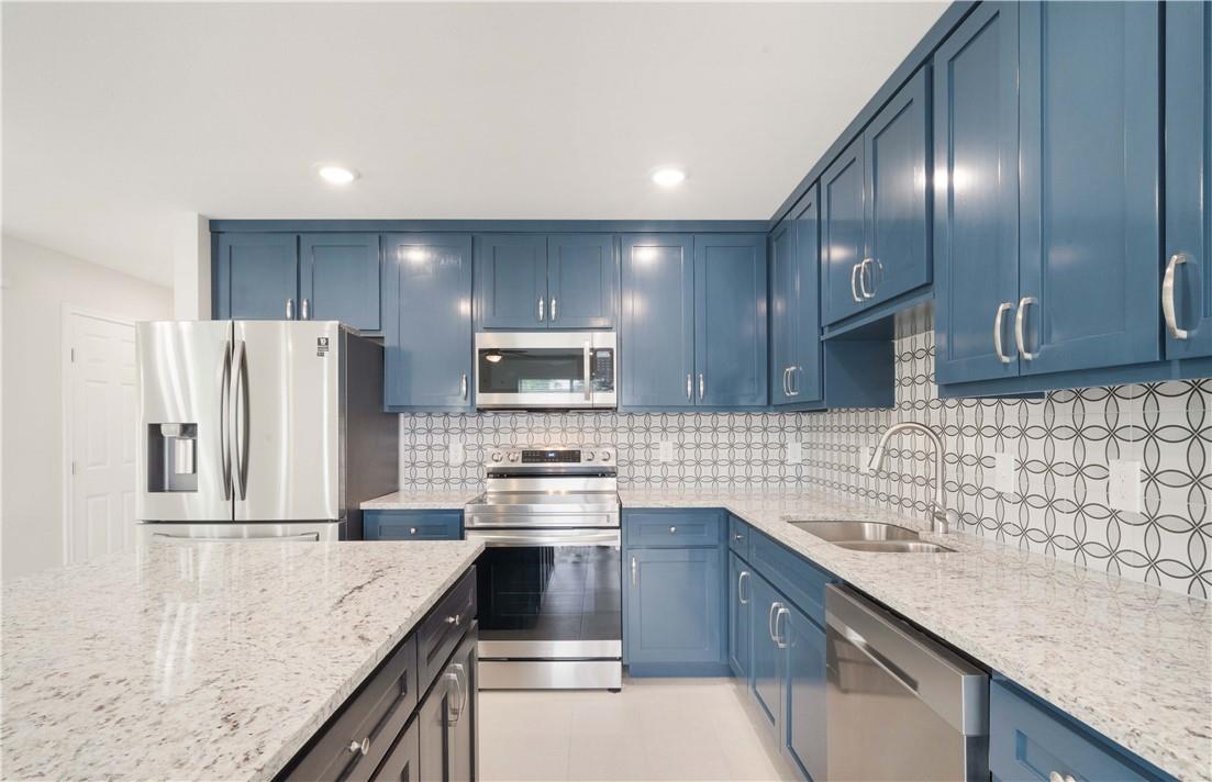 214 Lizzie St # A, Taylor, TX 76574