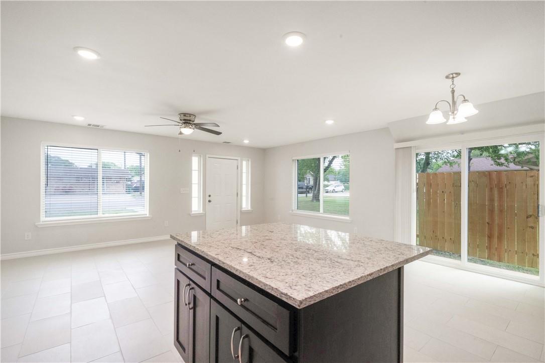 214 Lizzie St # A, Taylor, TX 76574