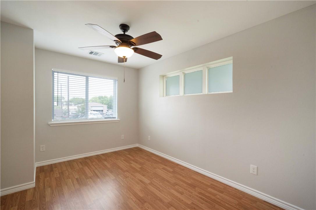 214 Lizzie St # A, Taylor, TX 76574