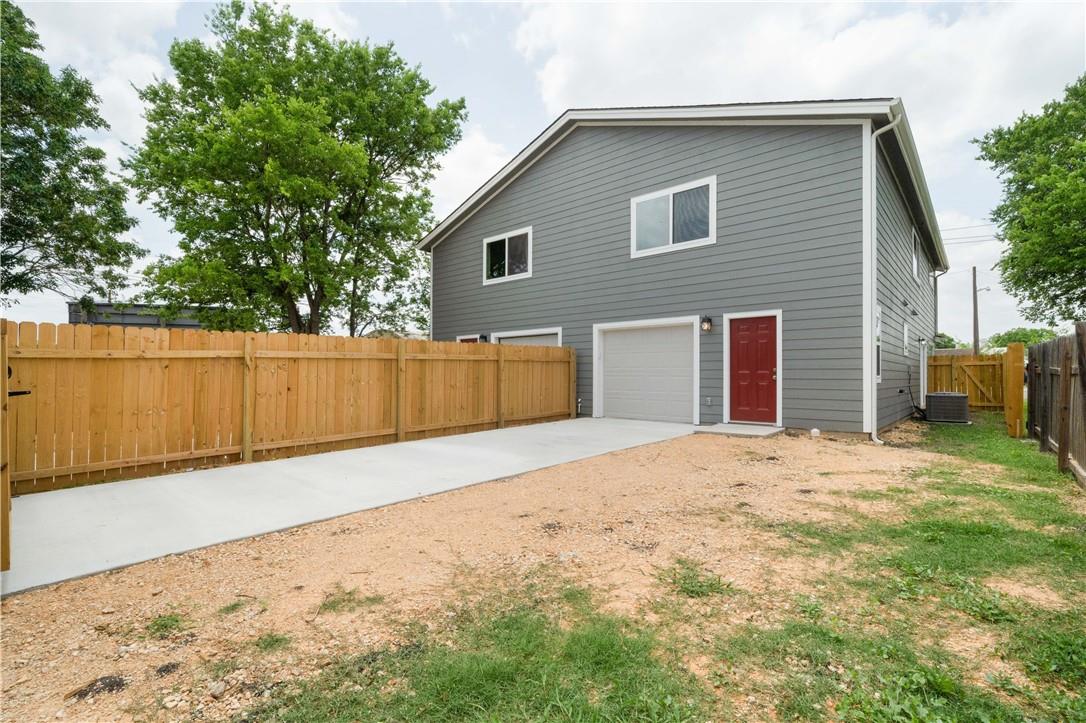 214 Lizzie St # A, Taylor, TX 76574