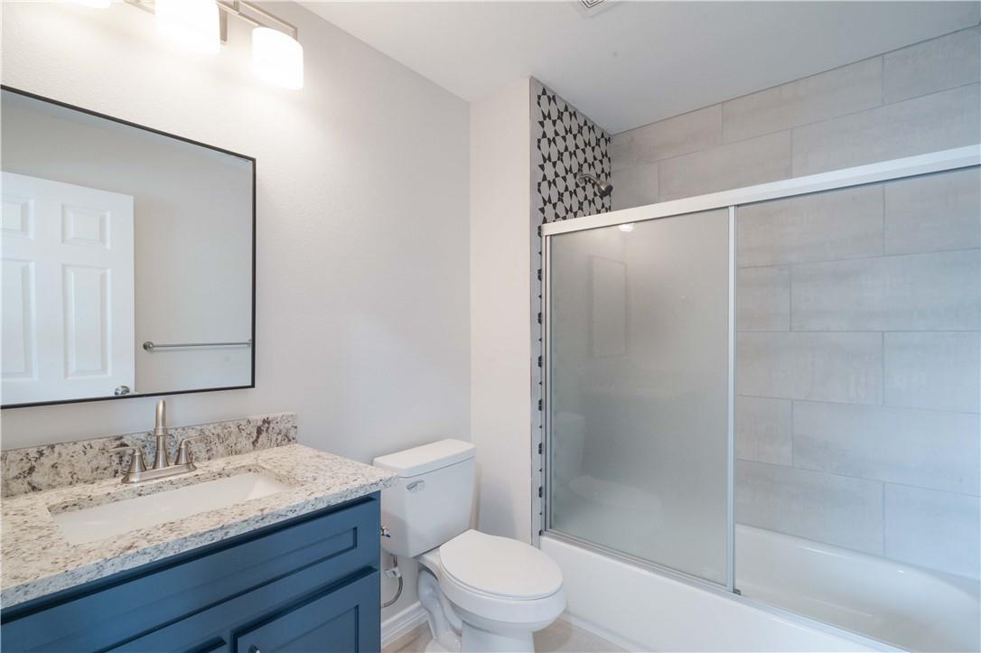 214 Lizzie St # A, Taylor, TX 76574