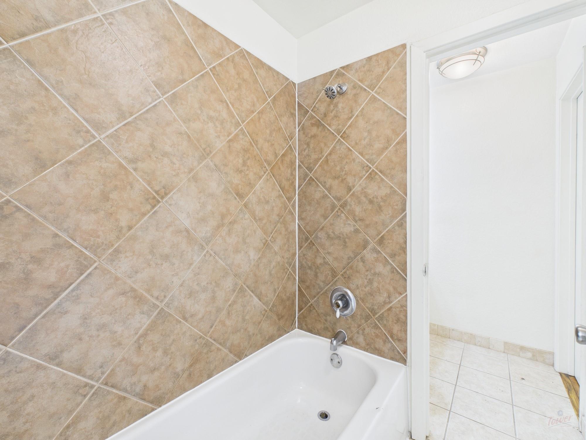 1411 Kamar Dr, Austin, TX 78757