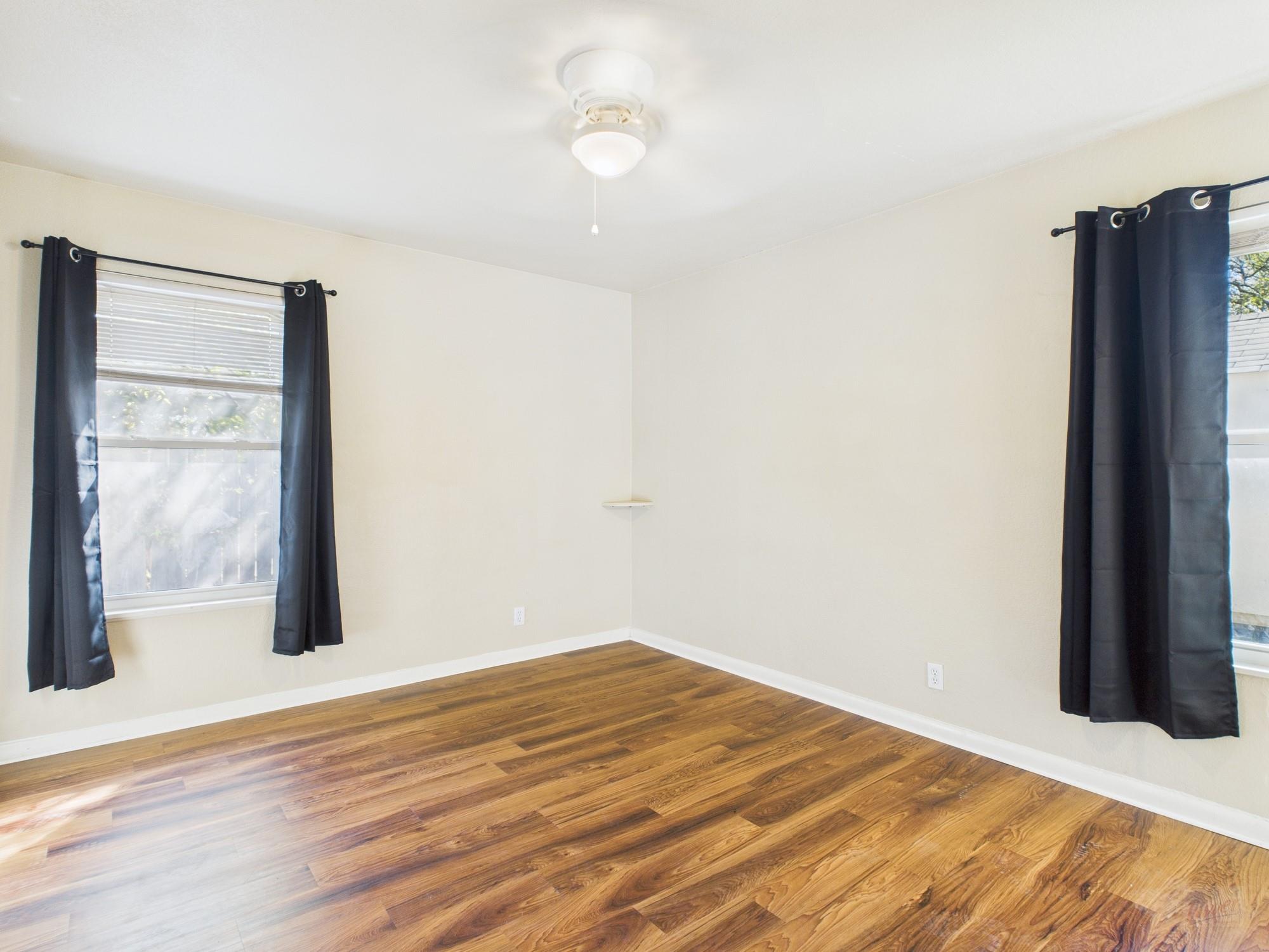 1411 Kamar Dr, Austin, TX 78757