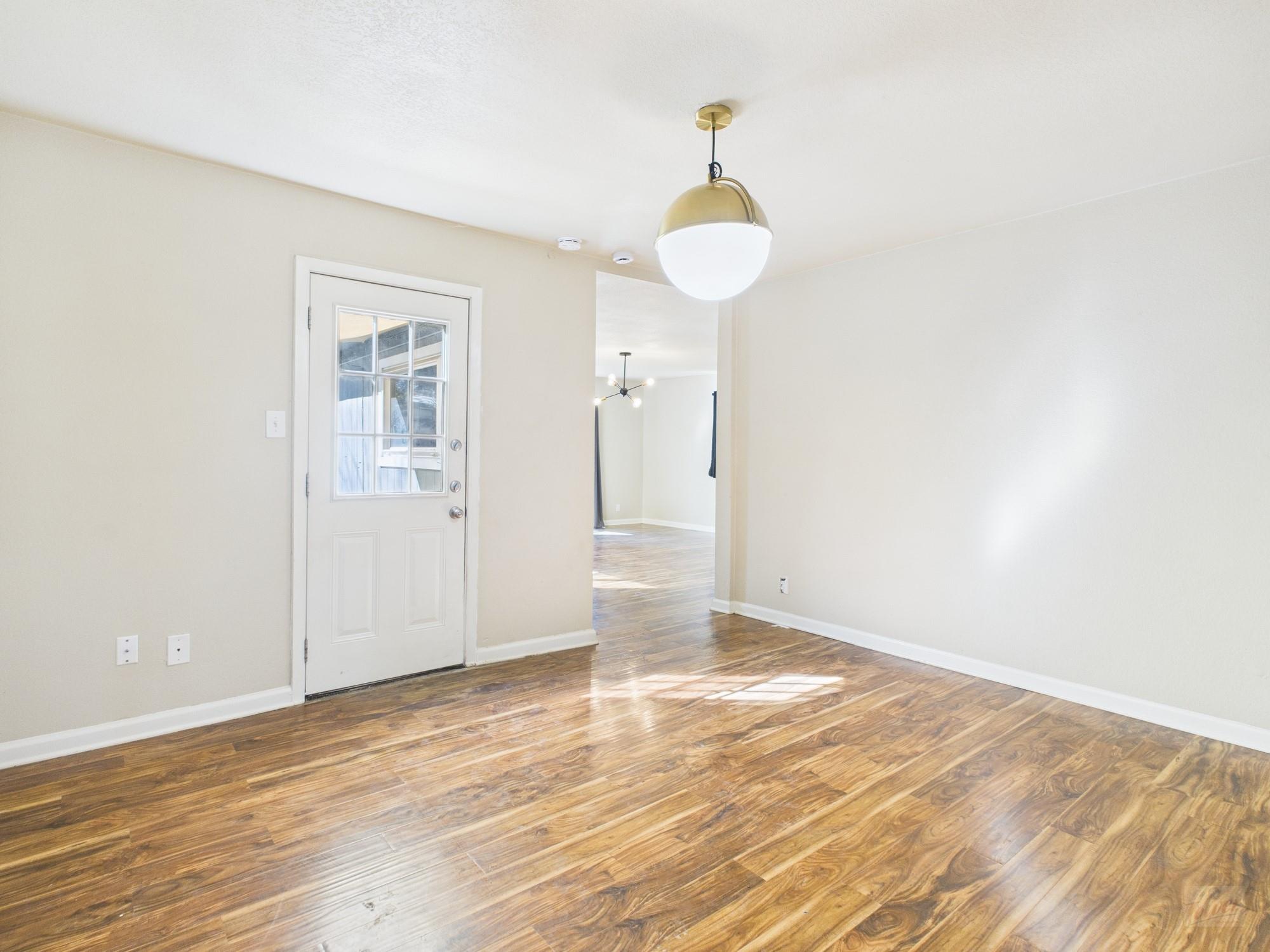 1411 Kamar Dr, Austin, TX 78757