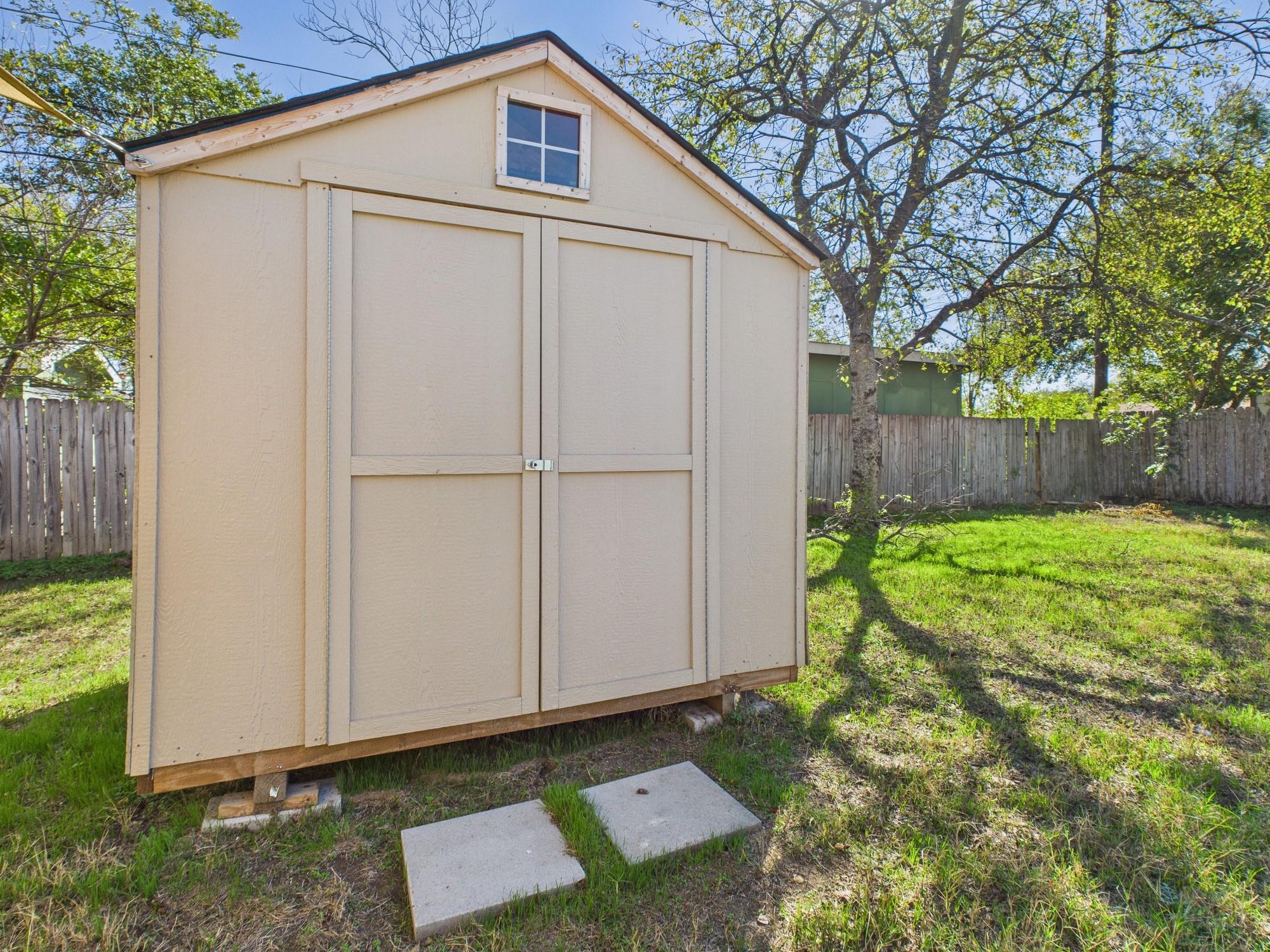 1411 Kamar Dr, Austin, TX 78757
