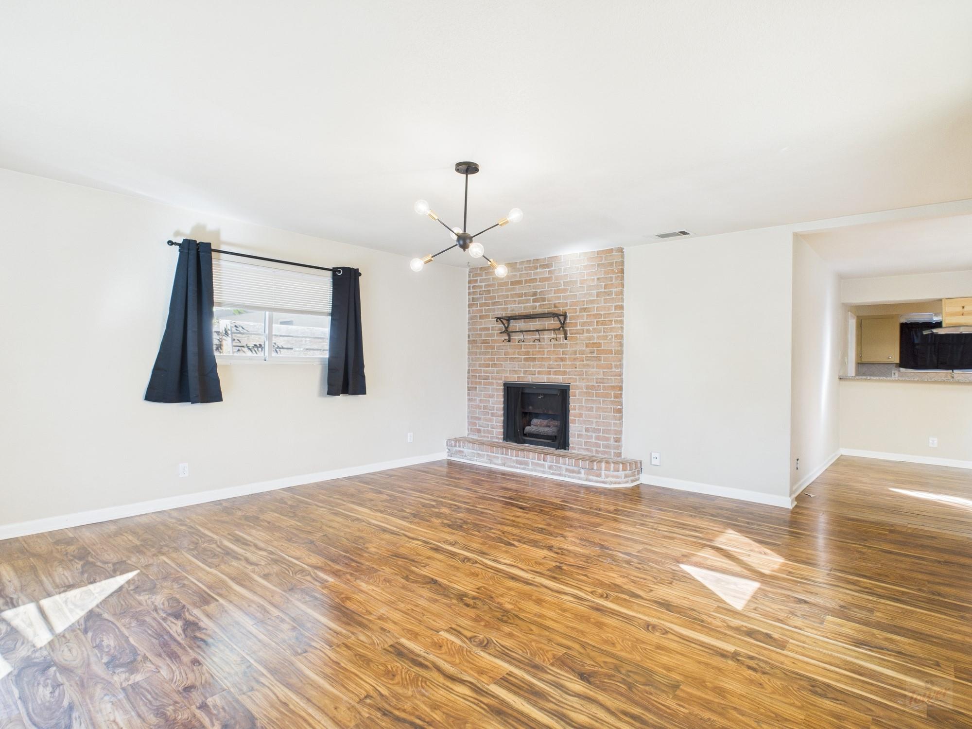 1411 Kamar Dr, Austin, TX 78757