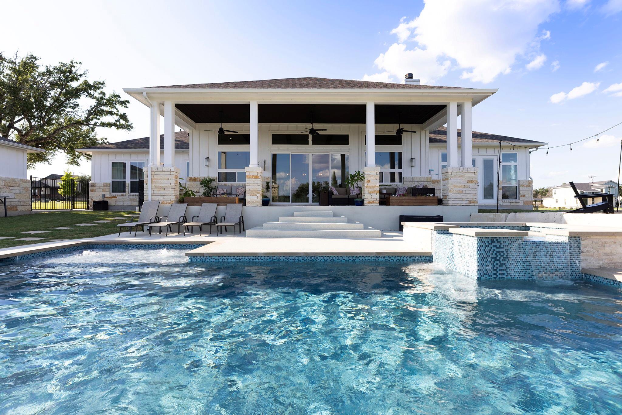 109 Tambra Lea Ln, Liberty Hill, TX 78642