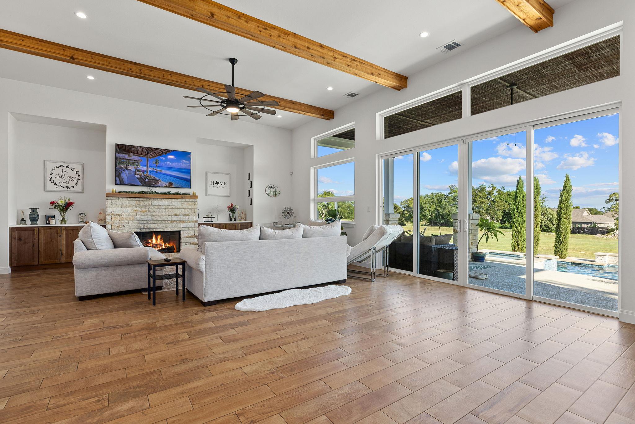 109 Tambra Lea Ln, Liberty Hill, TX 78642