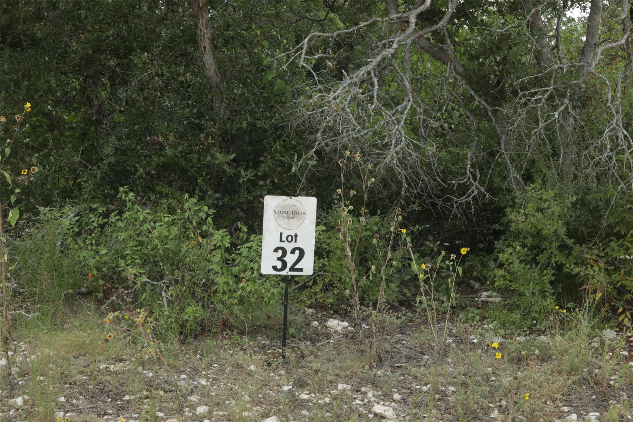Lot 32 Sawtooth Dr, Bertram, TX 78605