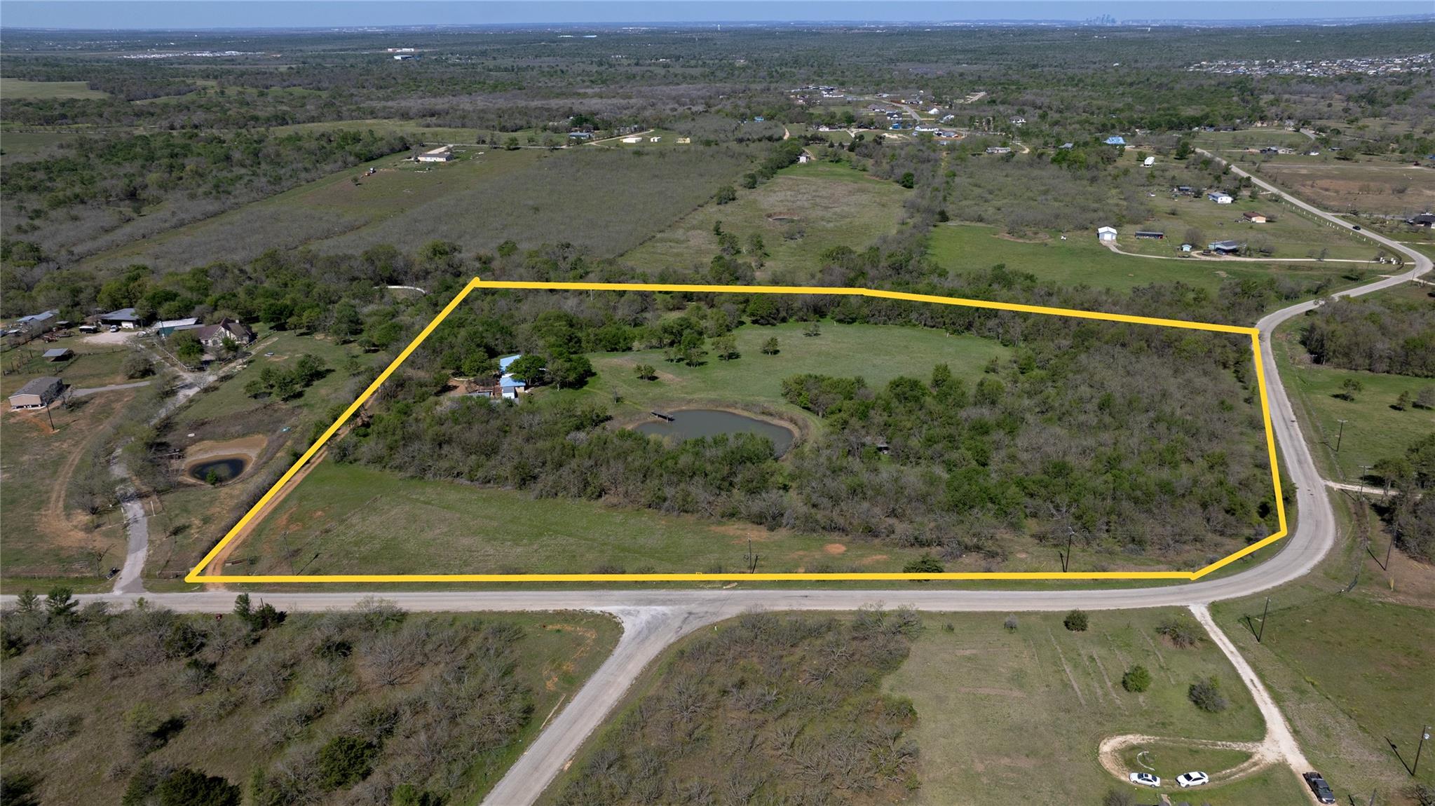 235 Mesquite Dr, Cedar Creek, TX 78612