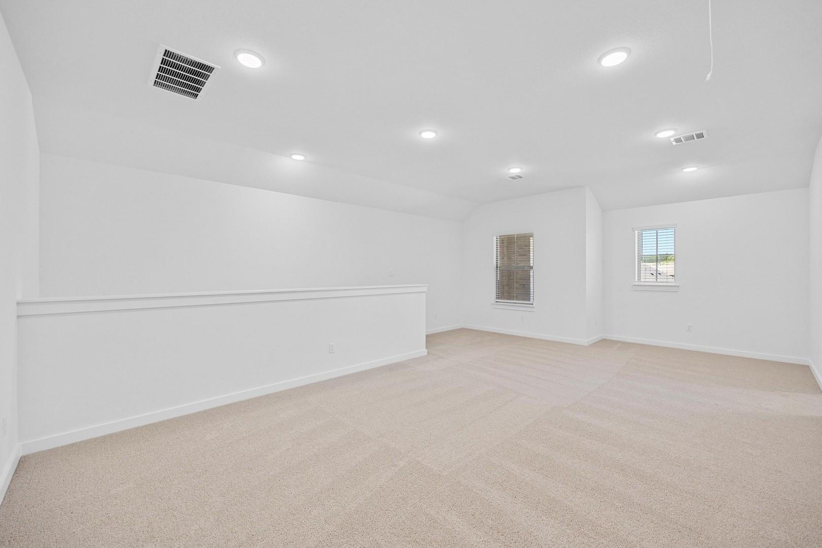 8015 Shining Flor Run, Lago Vista, TX 78645