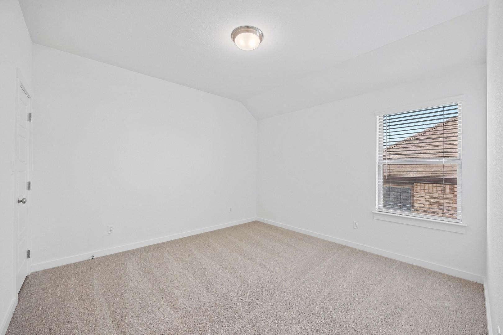 8015 Shining Flor Run, Lago Vista, TX 78645