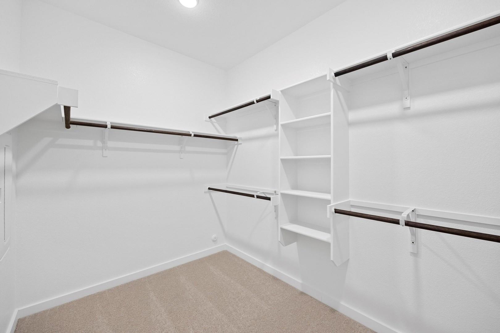 8015 Shining Flor Run, Lago Vista, TX 78645