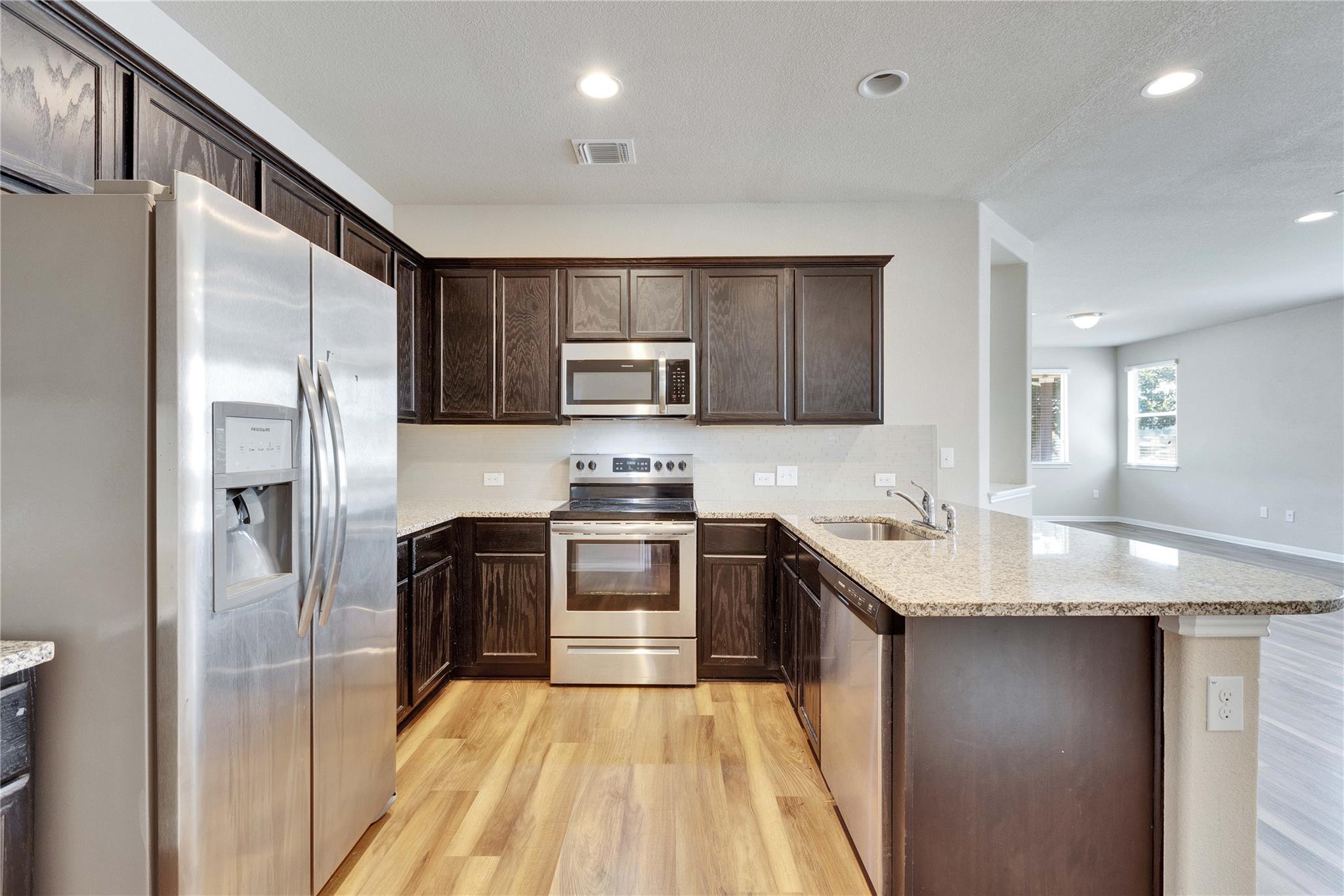 1701 Logan Dr # 12, Round Rock, TX 78664