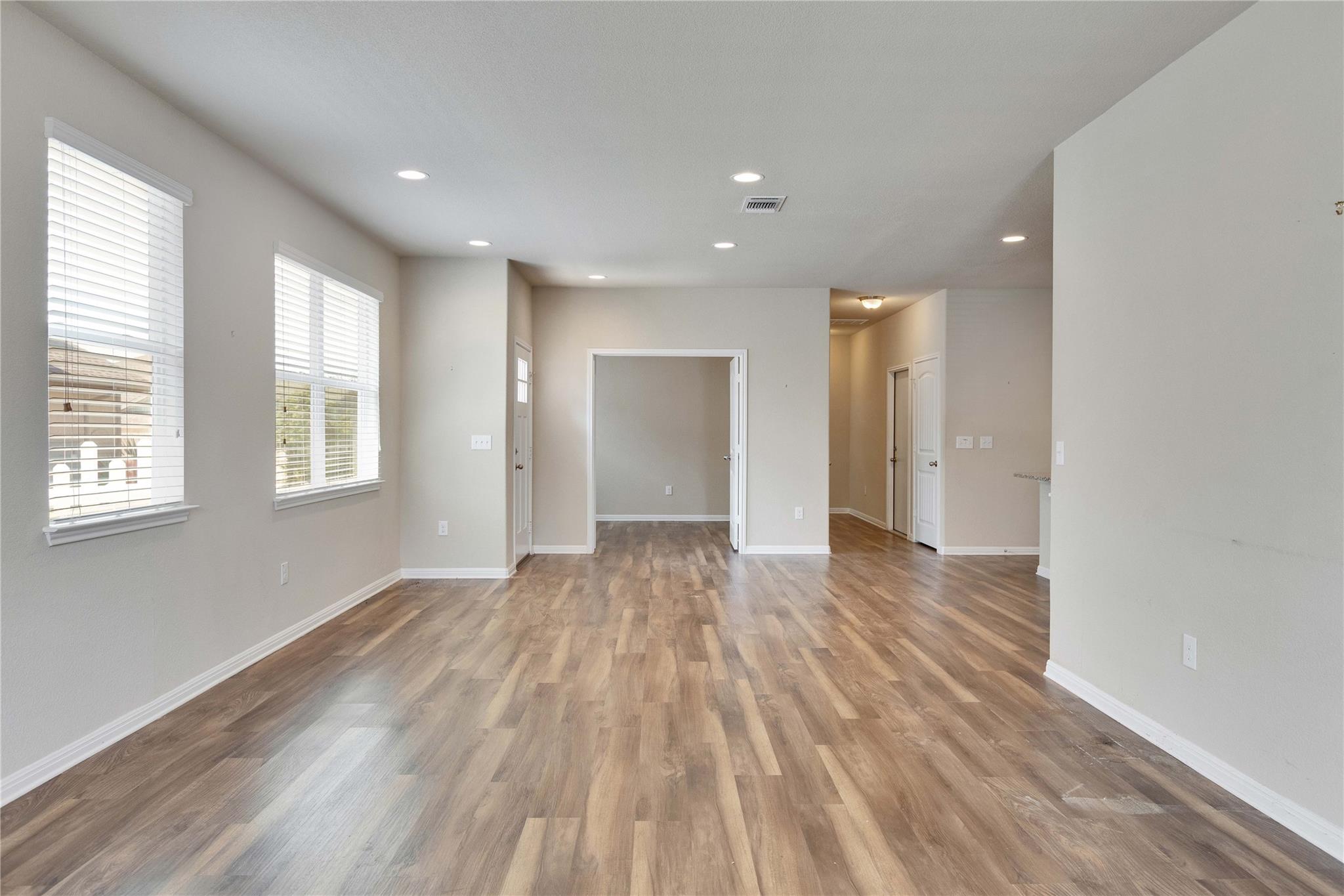 1701 Logan Dr # 12, Round Rock, TX 78664