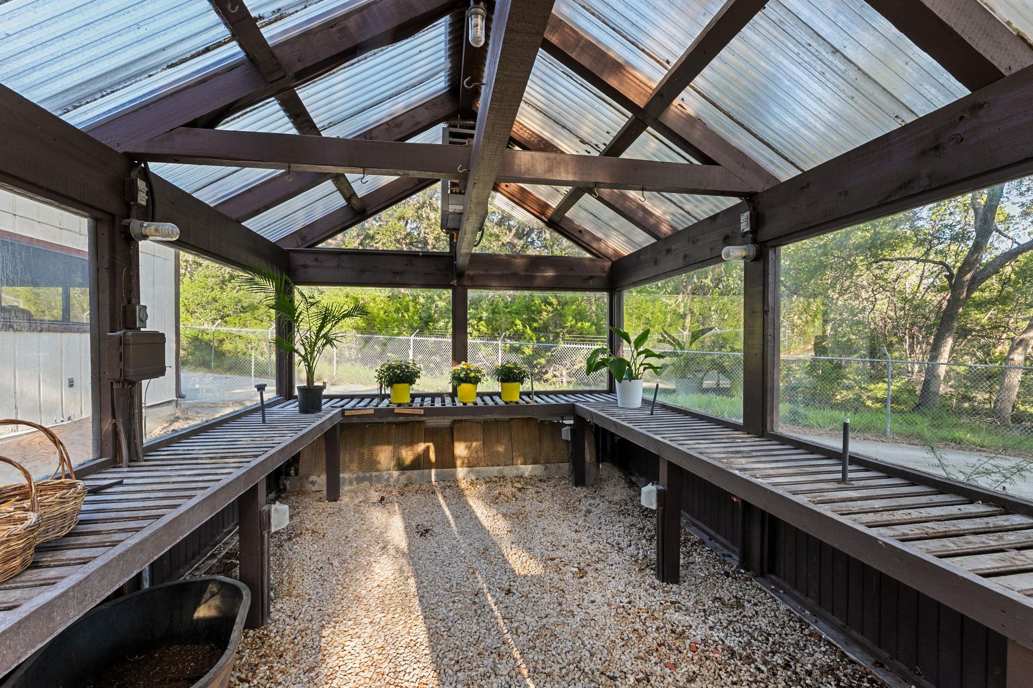 1677 McIver, Canyon Lake, TX 78133