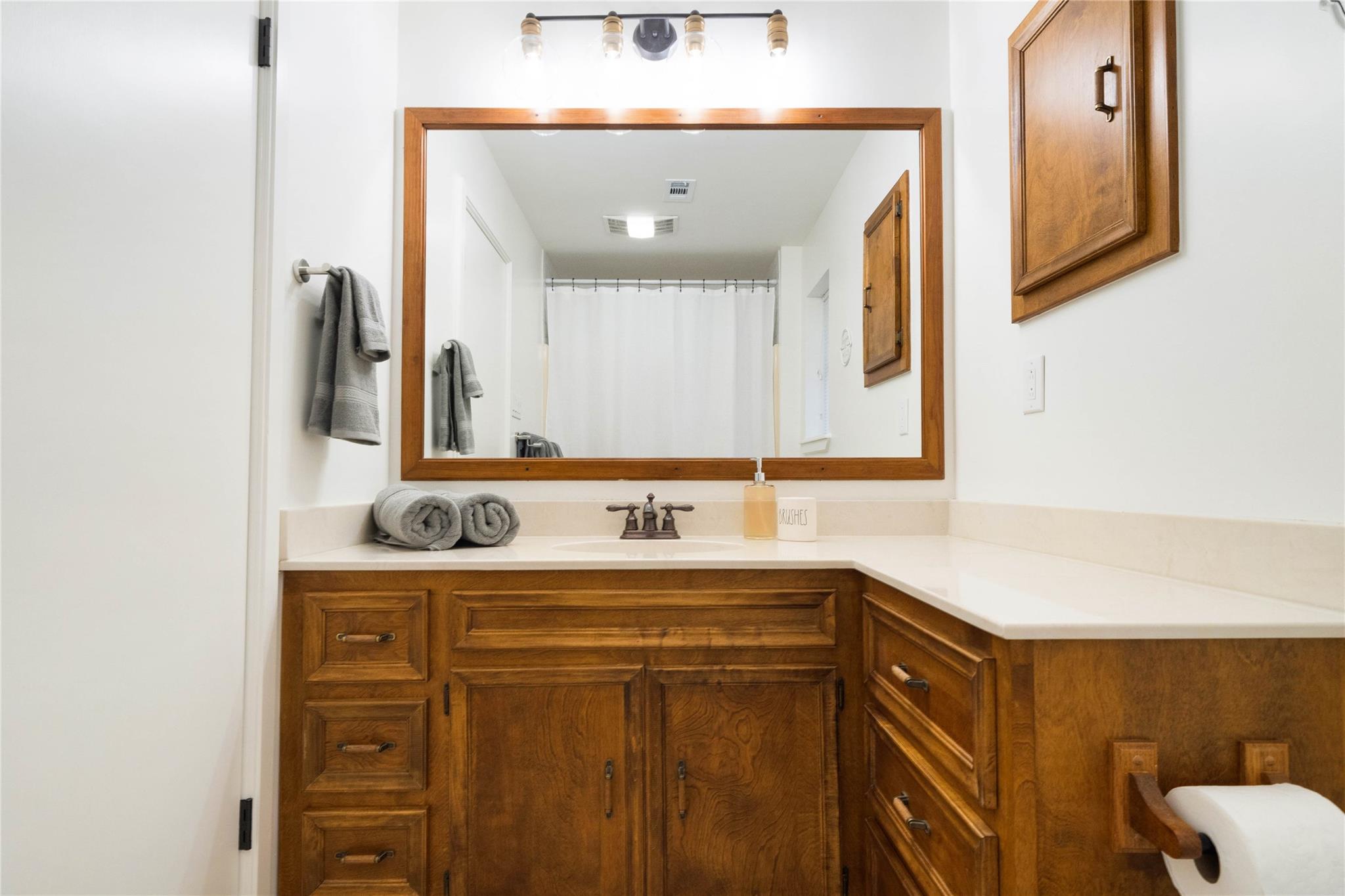 1677 McIver, Canyon Lake, TX 78133