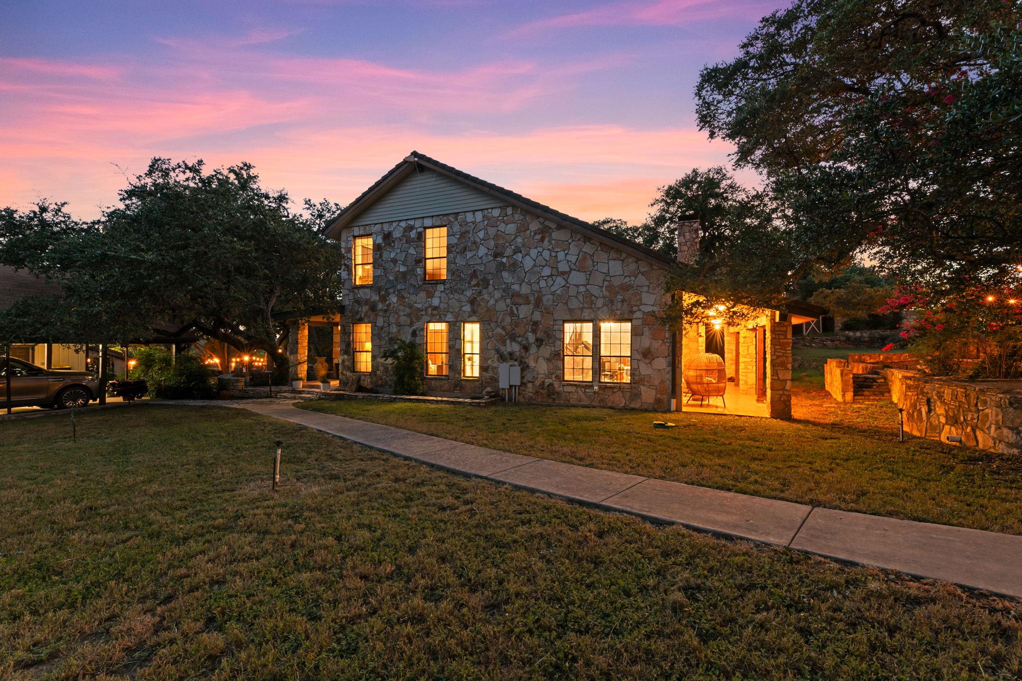 1677 McIver, Canyon Lake, TX 78133