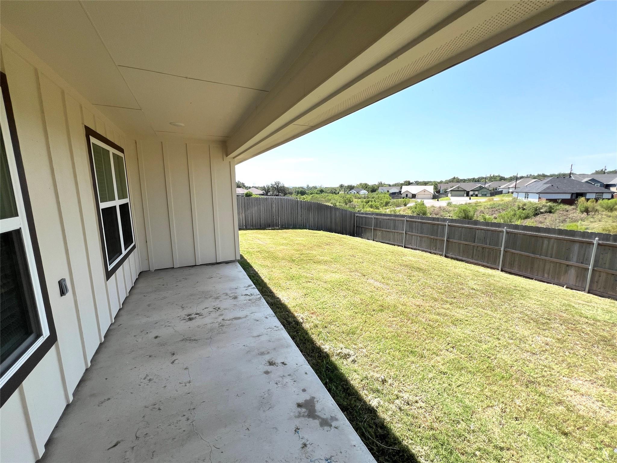 1071 Field Stone Dr, Lampasas, TX 76550