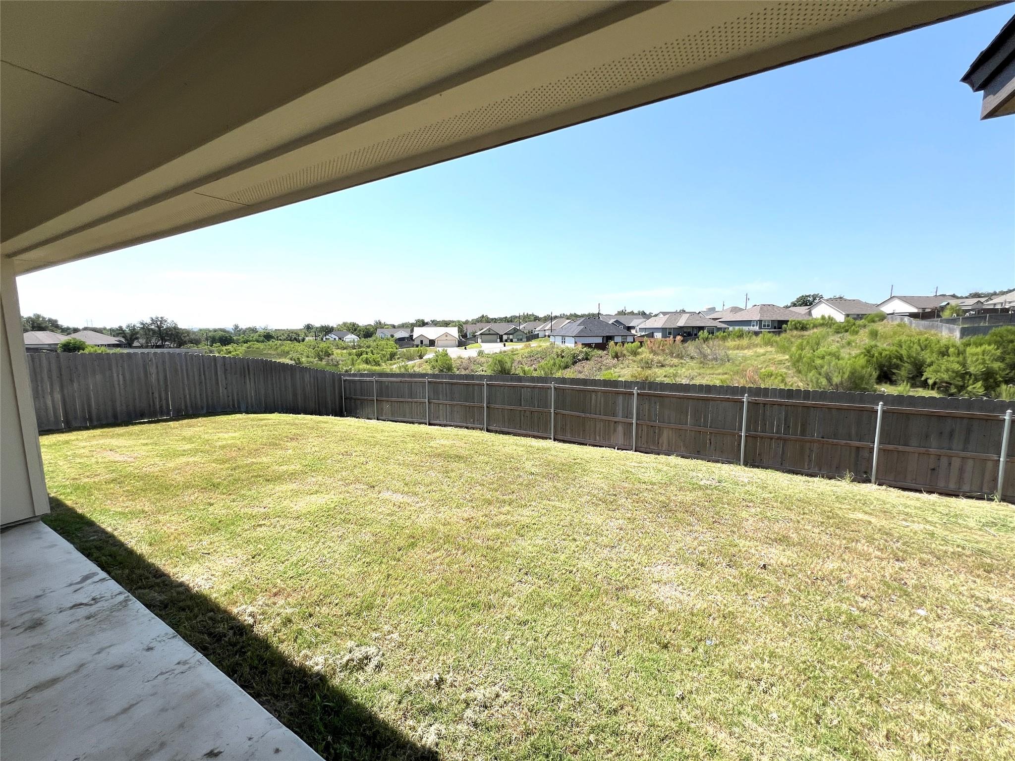 1071 Field Stone Dr, Lampasas, TX 76550