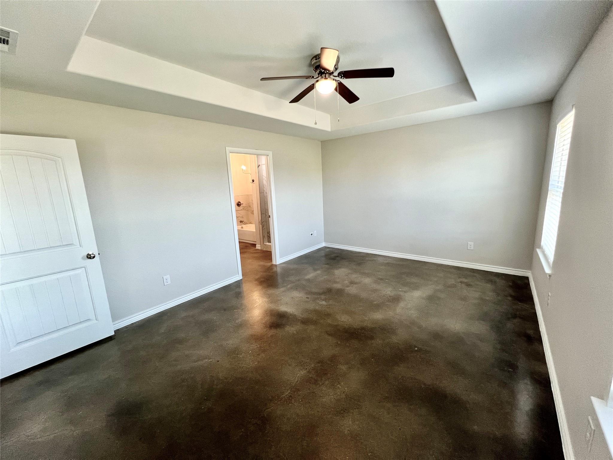 1071 Field Stone Dr, Lampasas, TX 76550