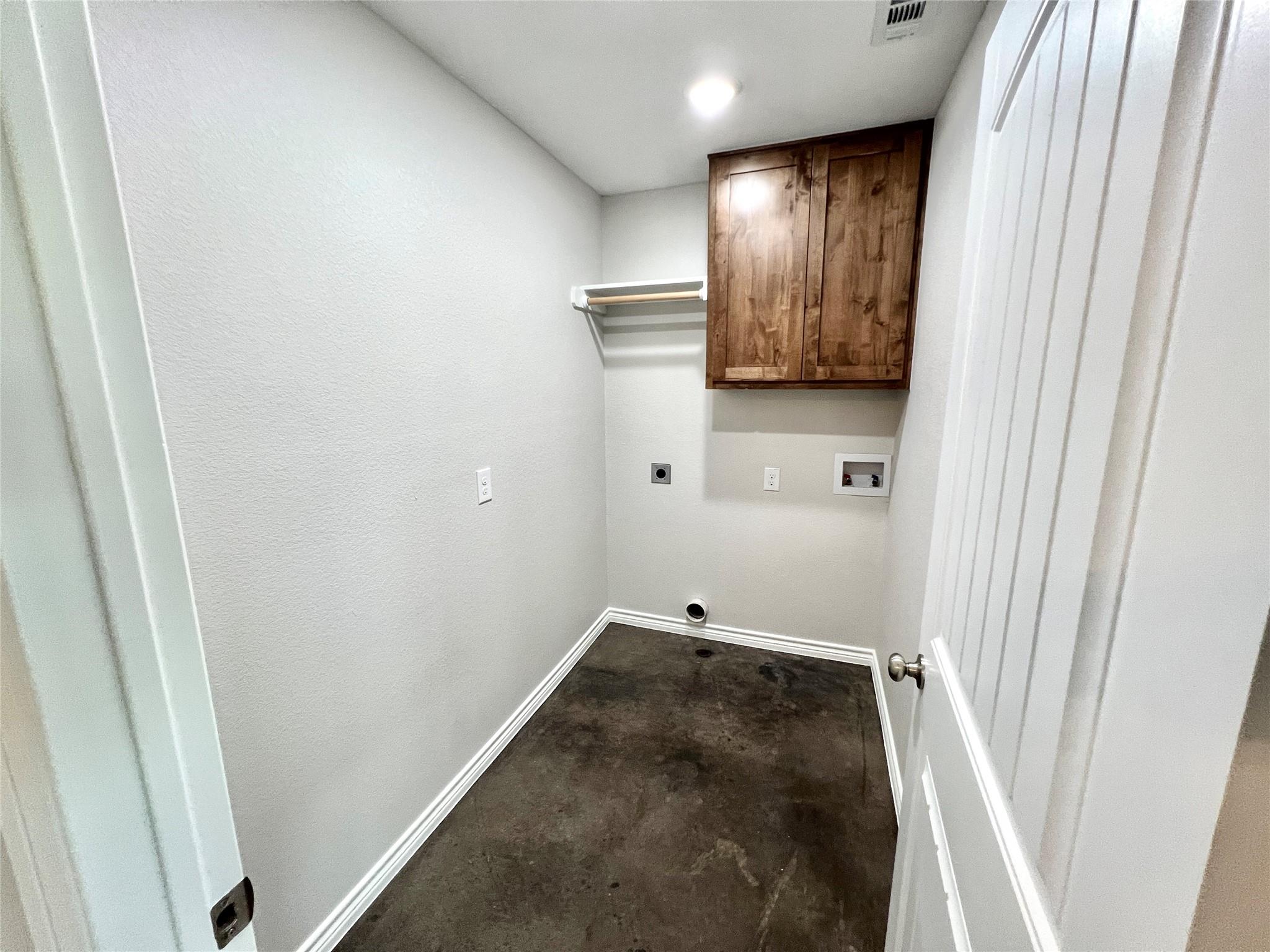 1071 Field Stone Dr, Lampasas, TX 76550