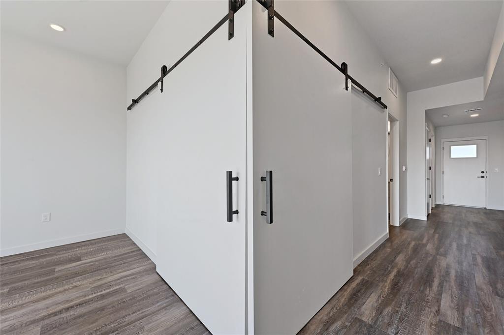 4004 Banister Ln # 303, Austin, TX 78704