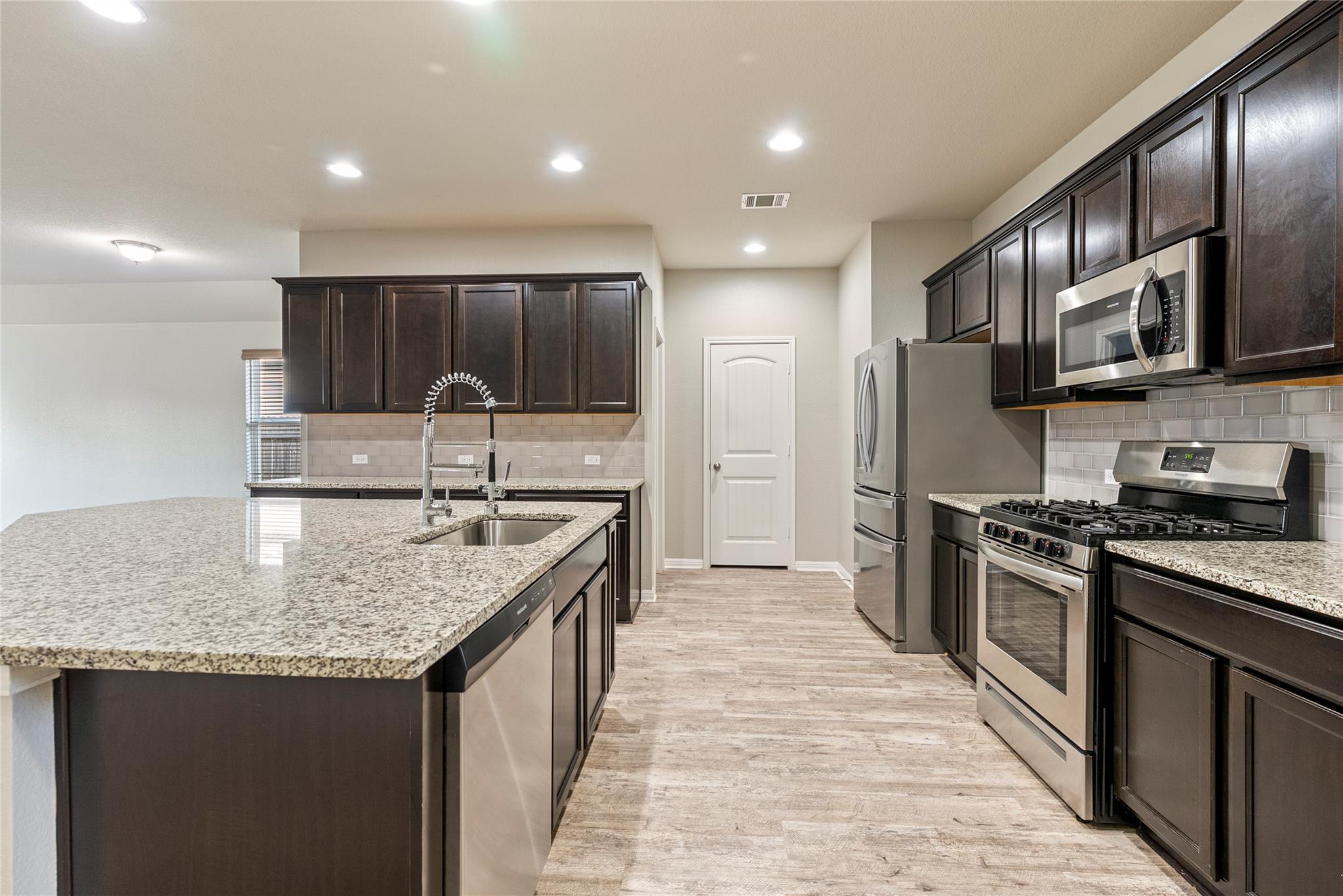 201 Red Matador Ln, Leander, TX 78641