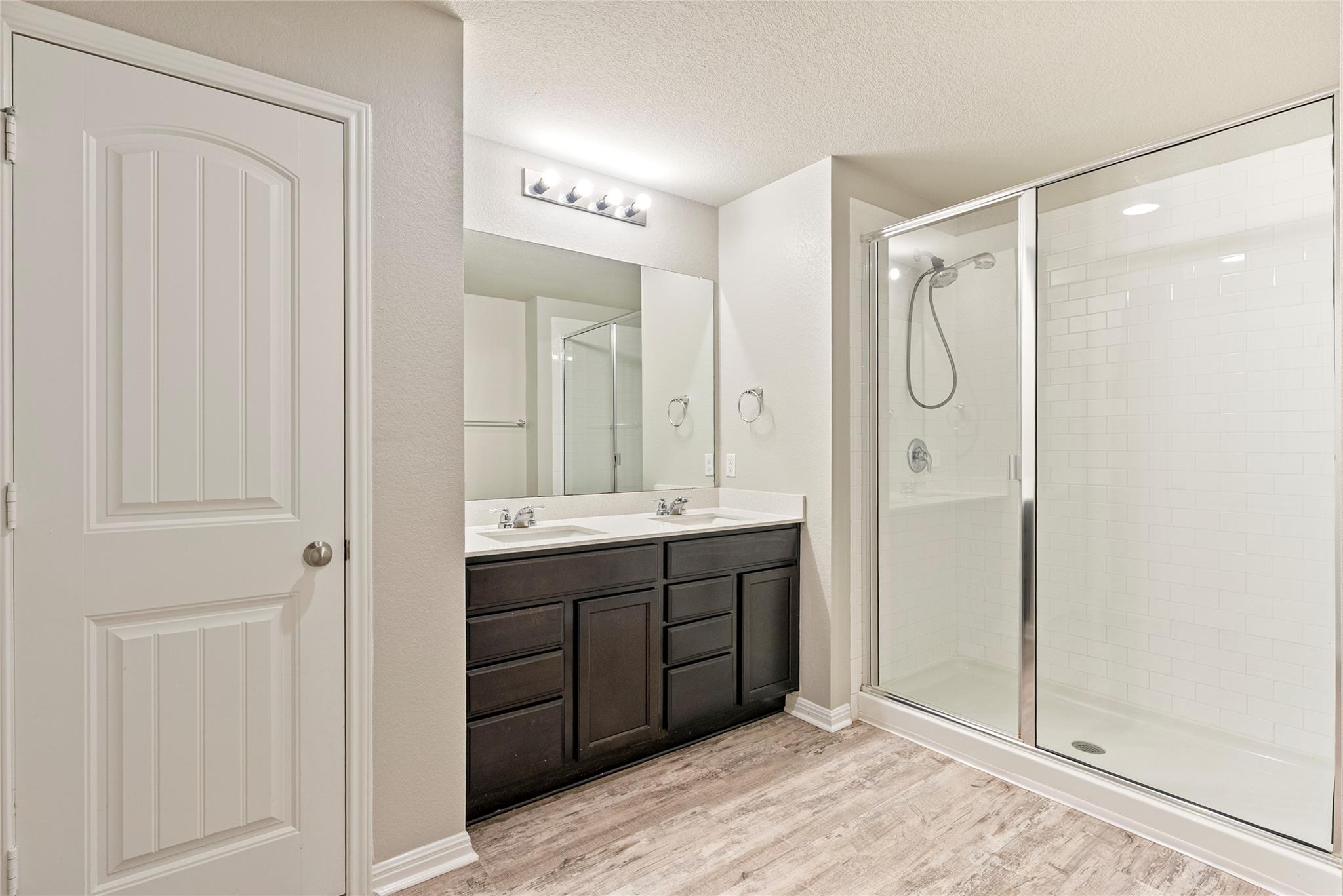 201 Red Matador Ln, Leander, TX 78641