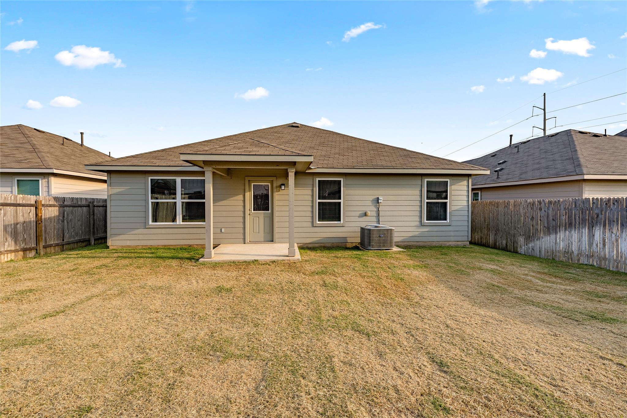 201 Red Matador Ln, Leander, TX 78641