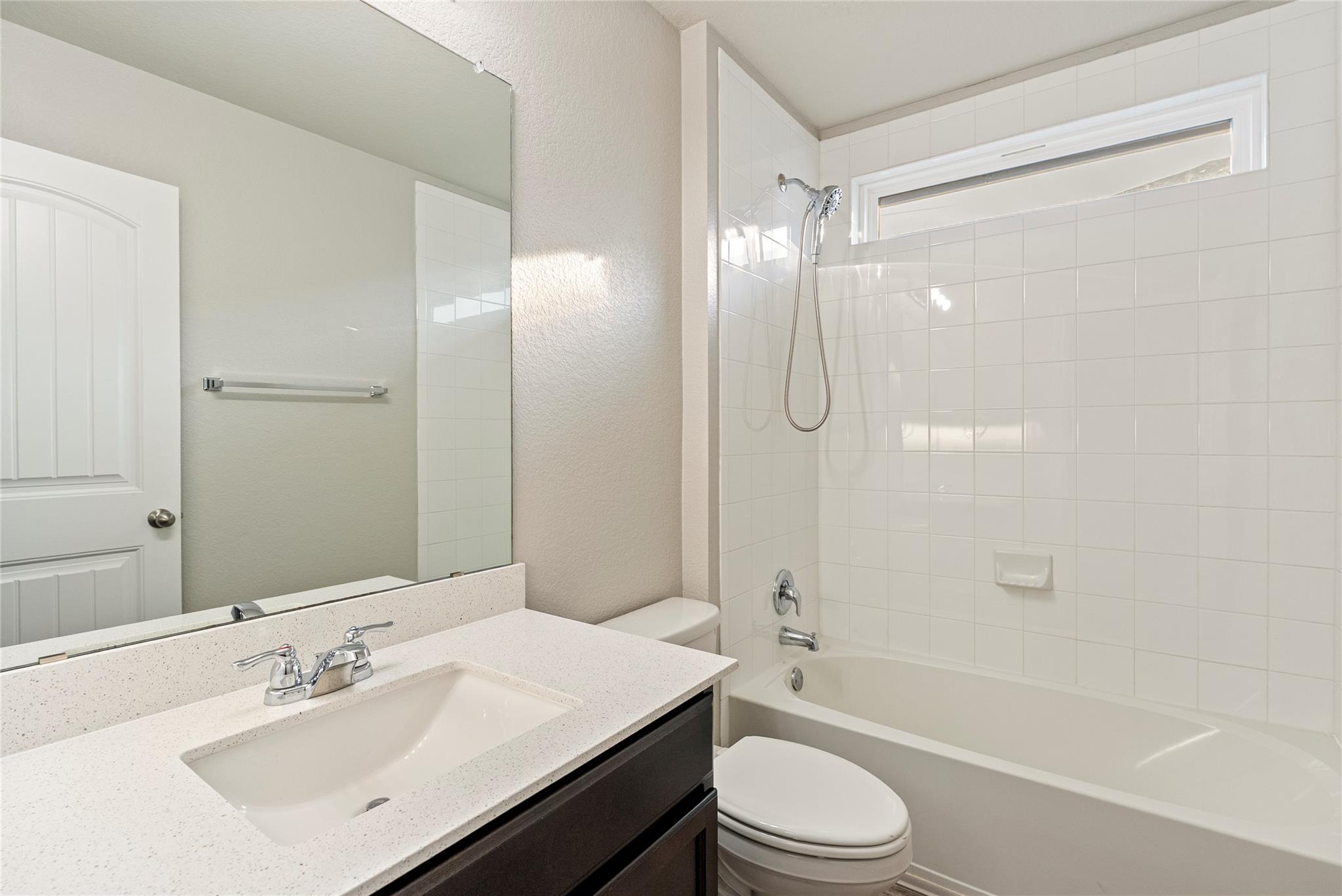 201 Red Matador Ln, Leander, TX 78641