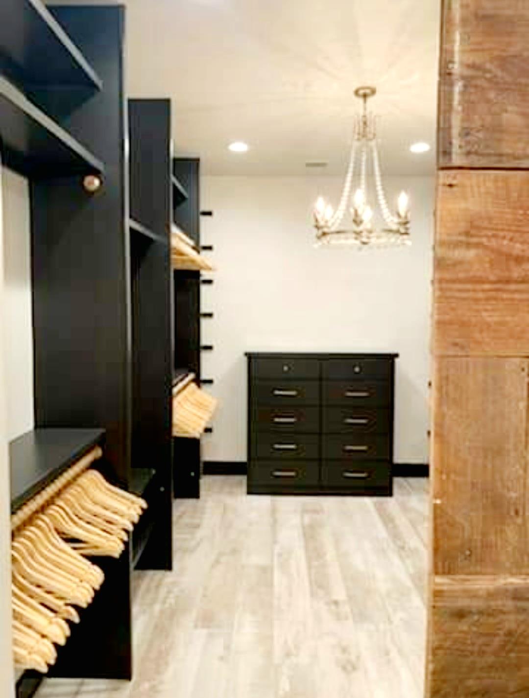 621 Stanton Road, Johnson City, TX 78636