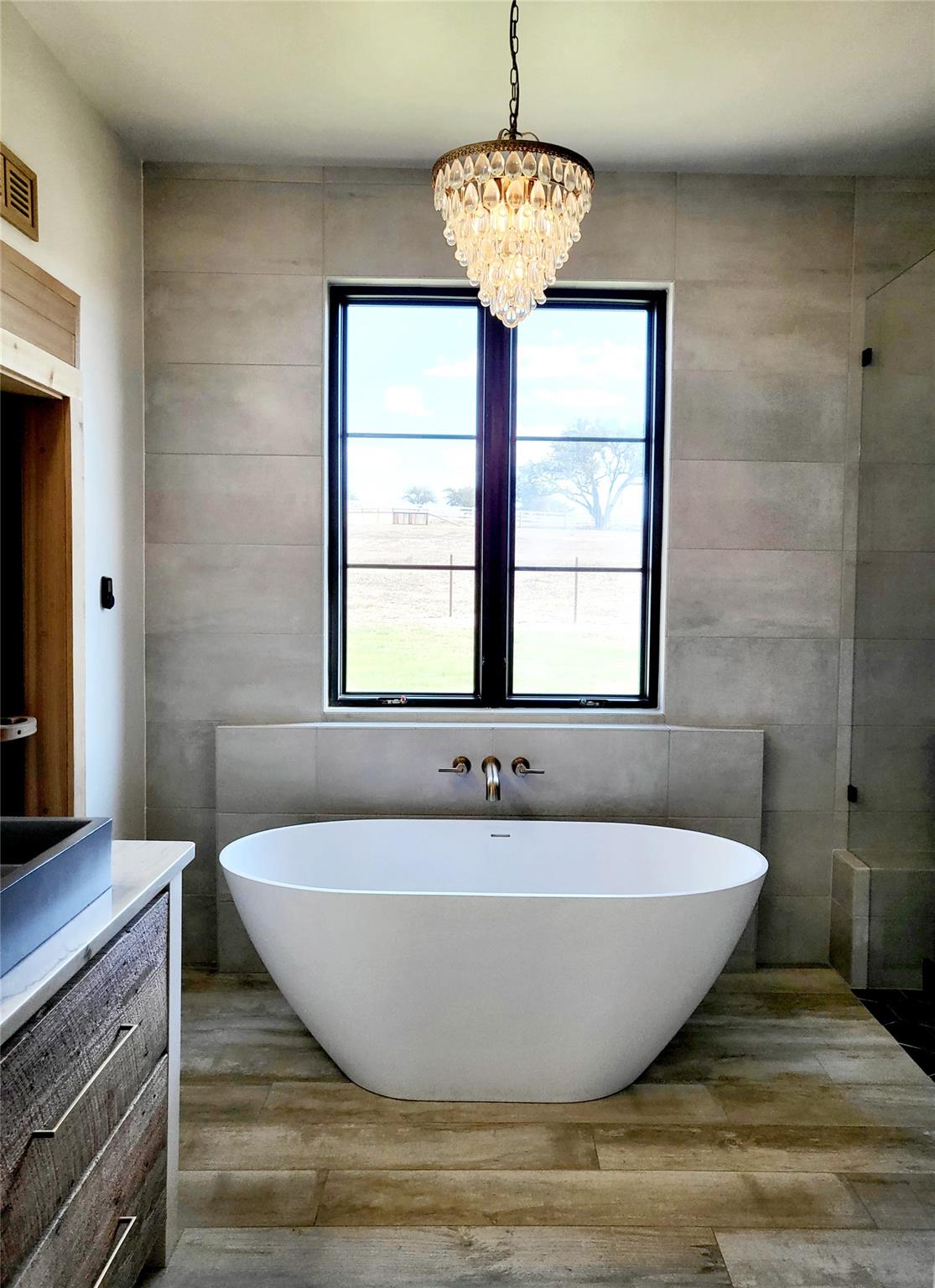 621 Stanton Road, Johnson City, TX 78636