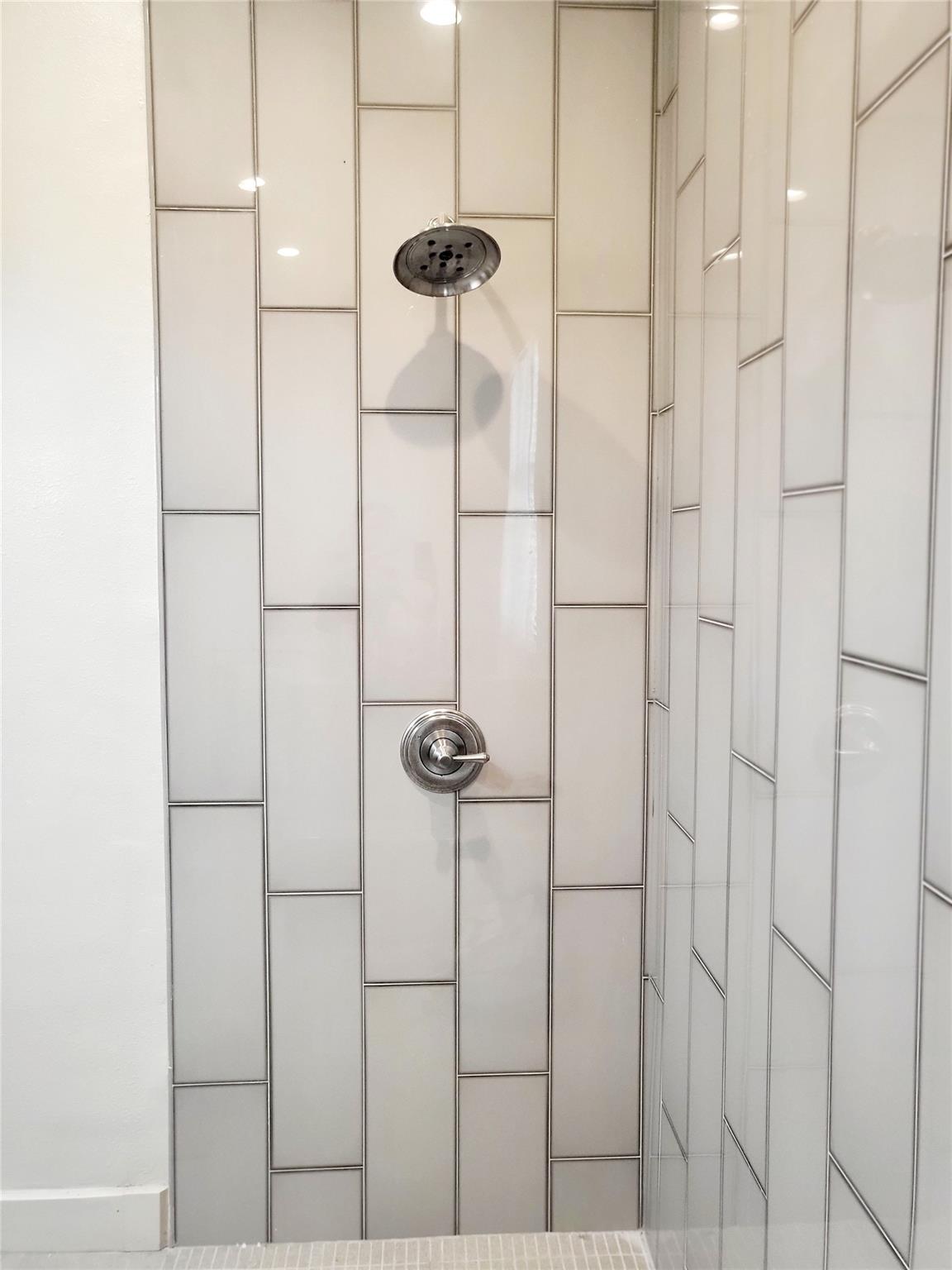 621 Stanton Road, Johnson City, TX 78636