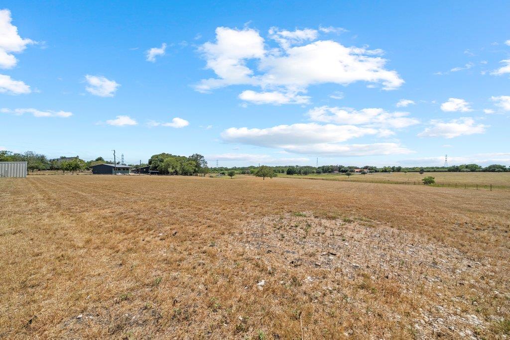 1100 Martindale Falls Rd, Martindale, TX 78655