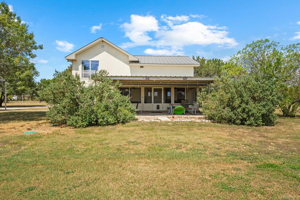 1100 Martindale Falls Rd, Martindale, TX 78655