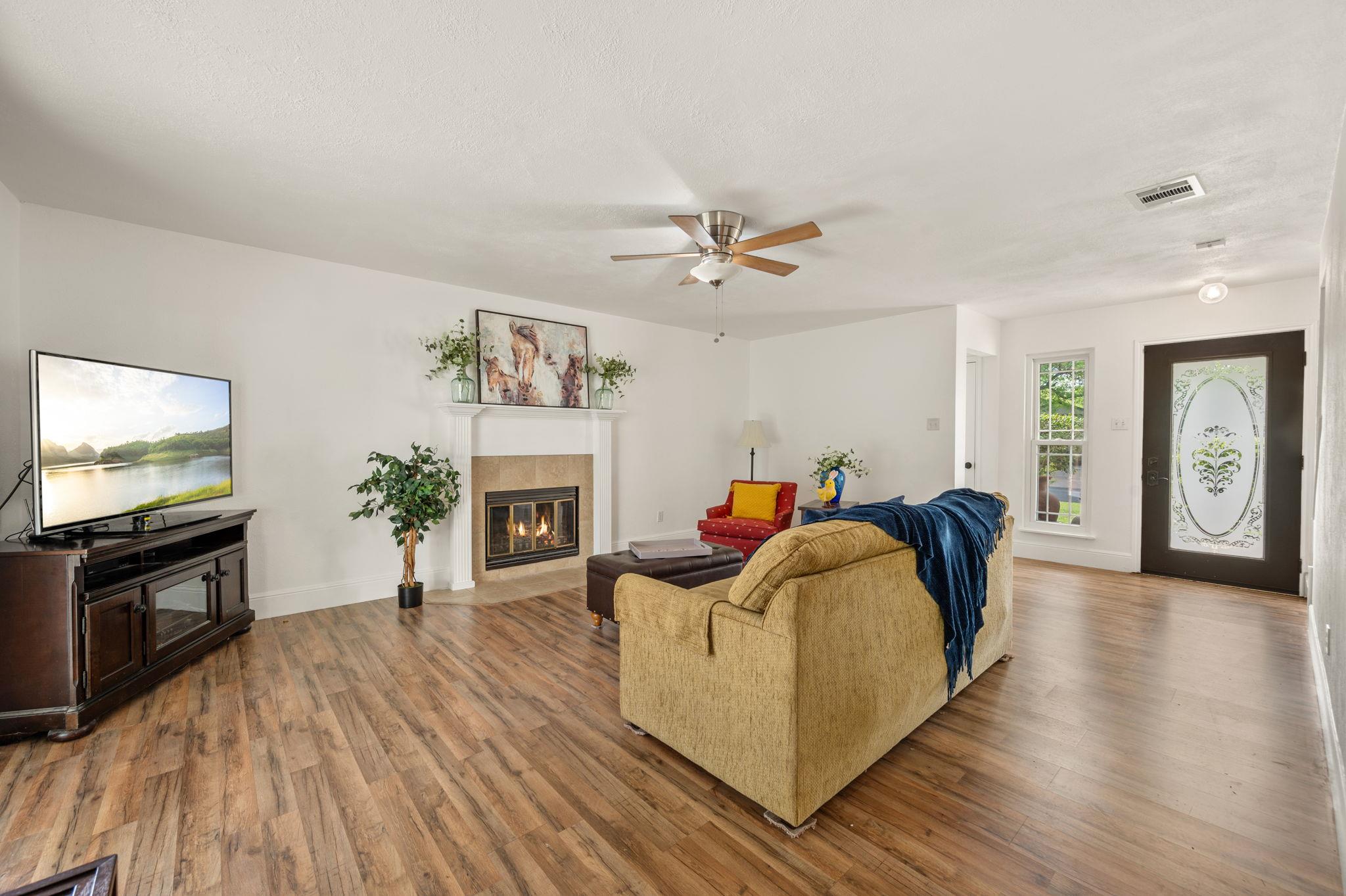 1807 Morning Quail Dr, Austin, TX 78758