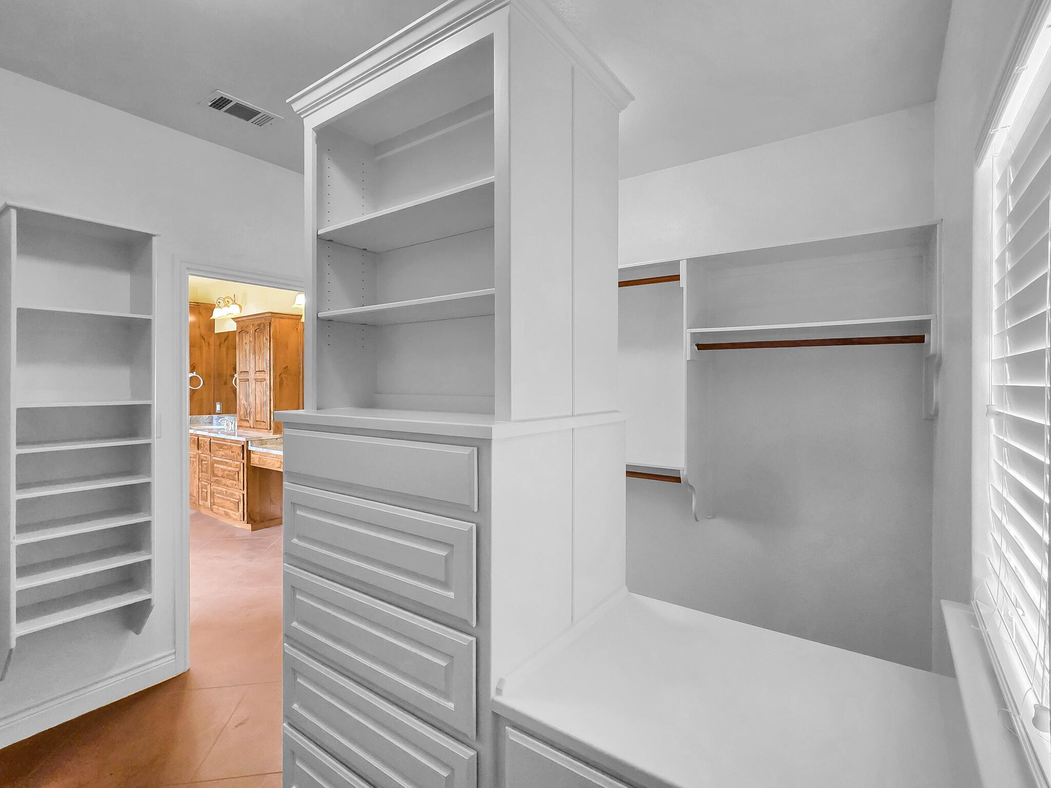 301 CR 253, Bertram, TX 78605