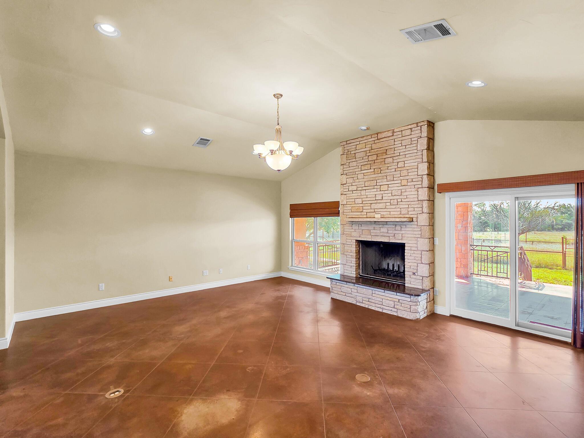 301 CR 253, Bertram, TX 78605