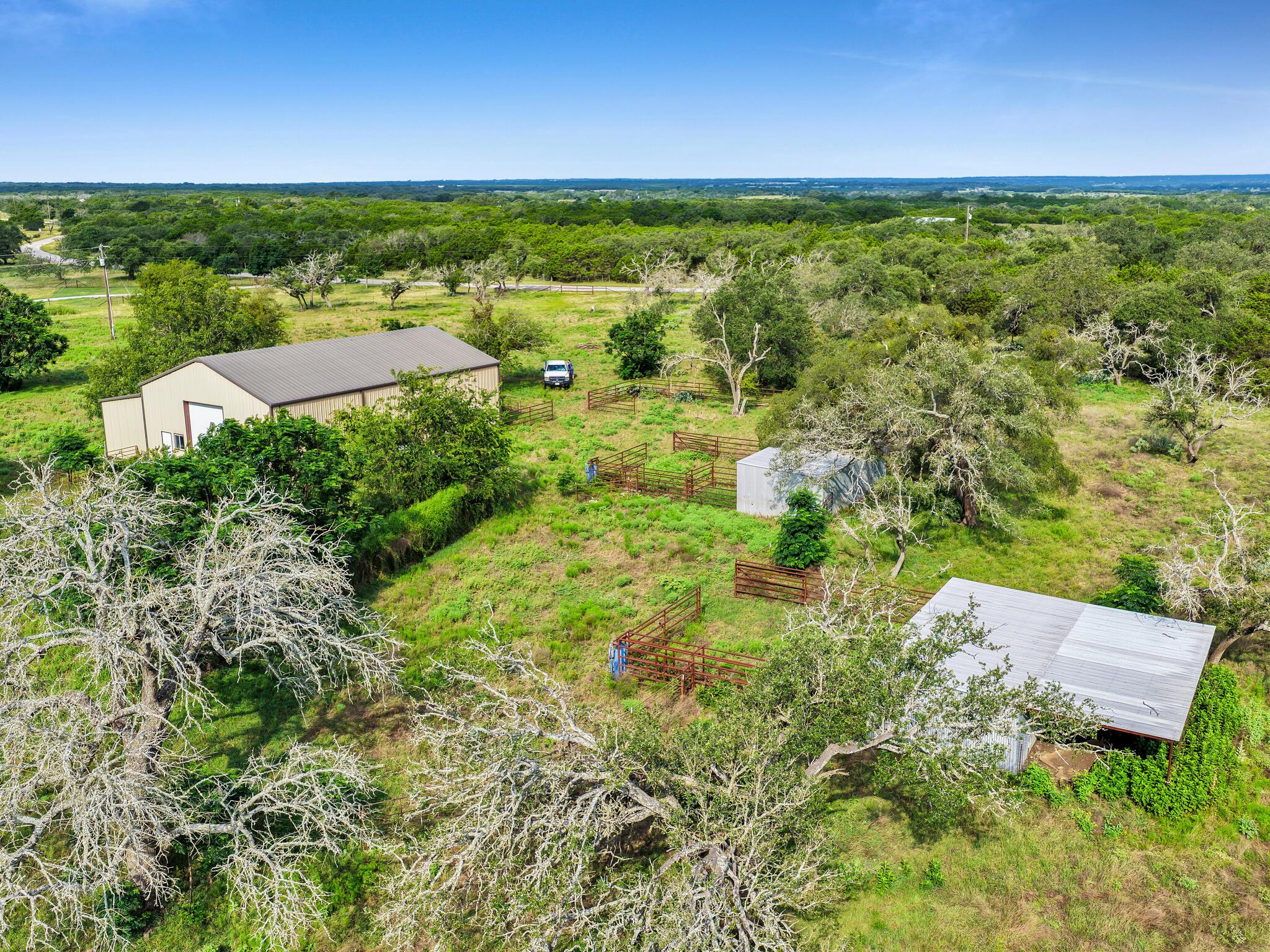 301 CR 253, Bertram, TX 78605