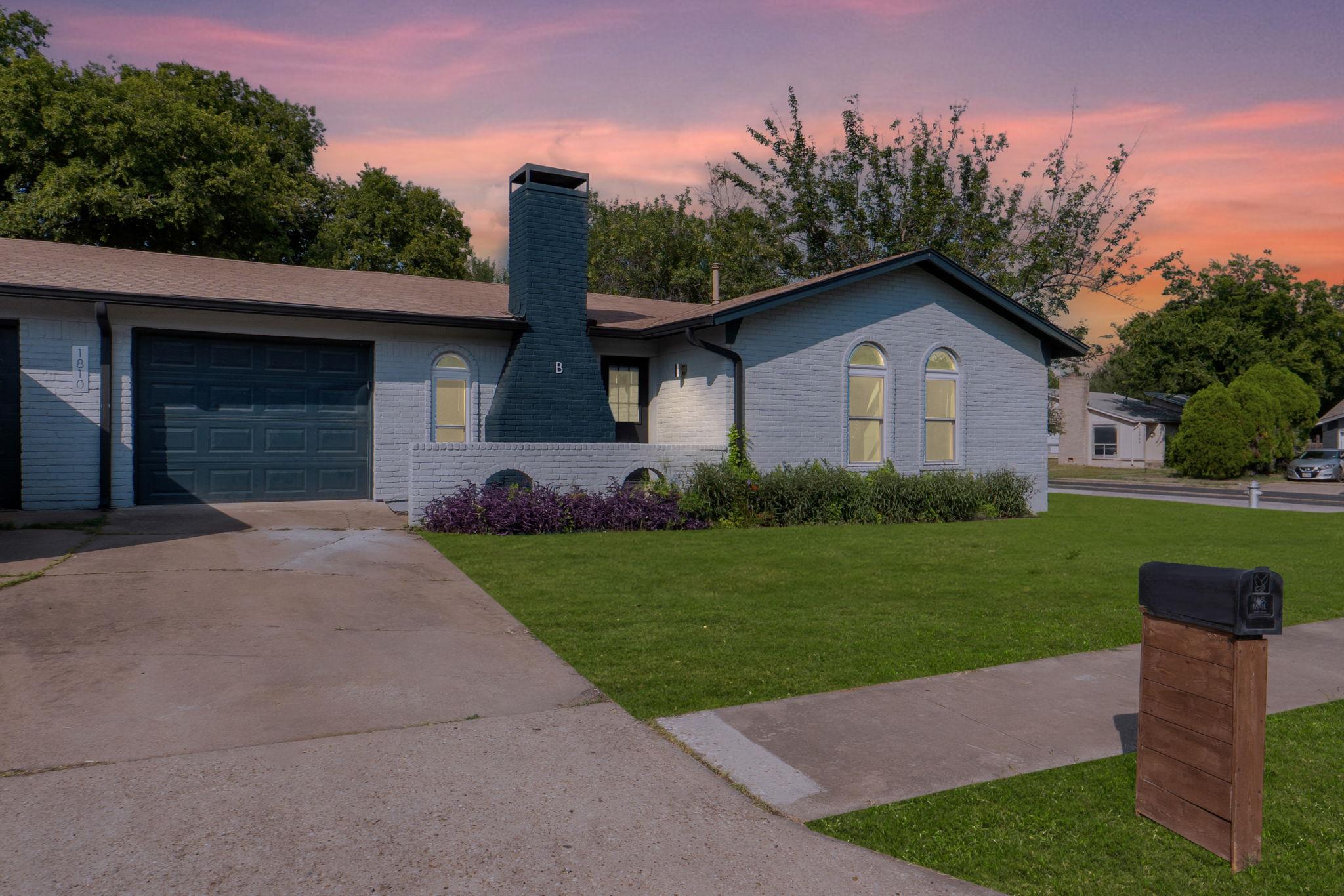 1810 Mearns Meadow Blvd # B, Austin, TX 78758