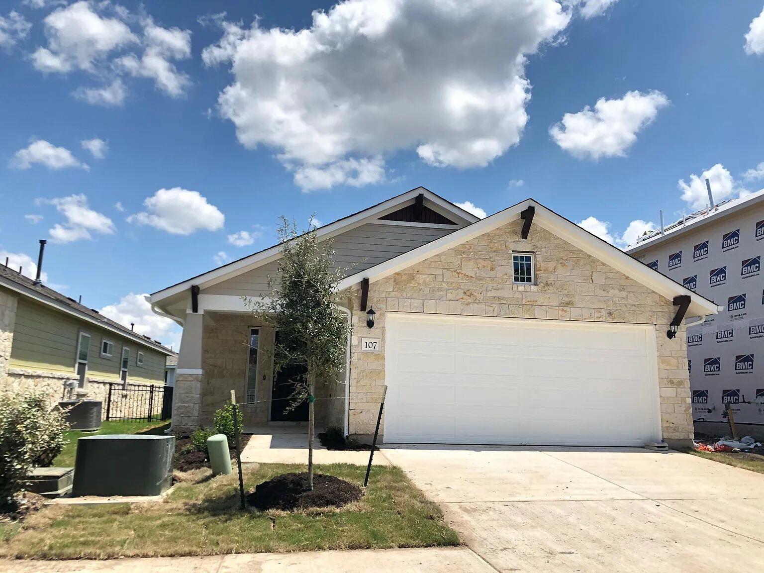 2800 Joe Dimaggio Blvd # 107, Round Rock, TX 78665