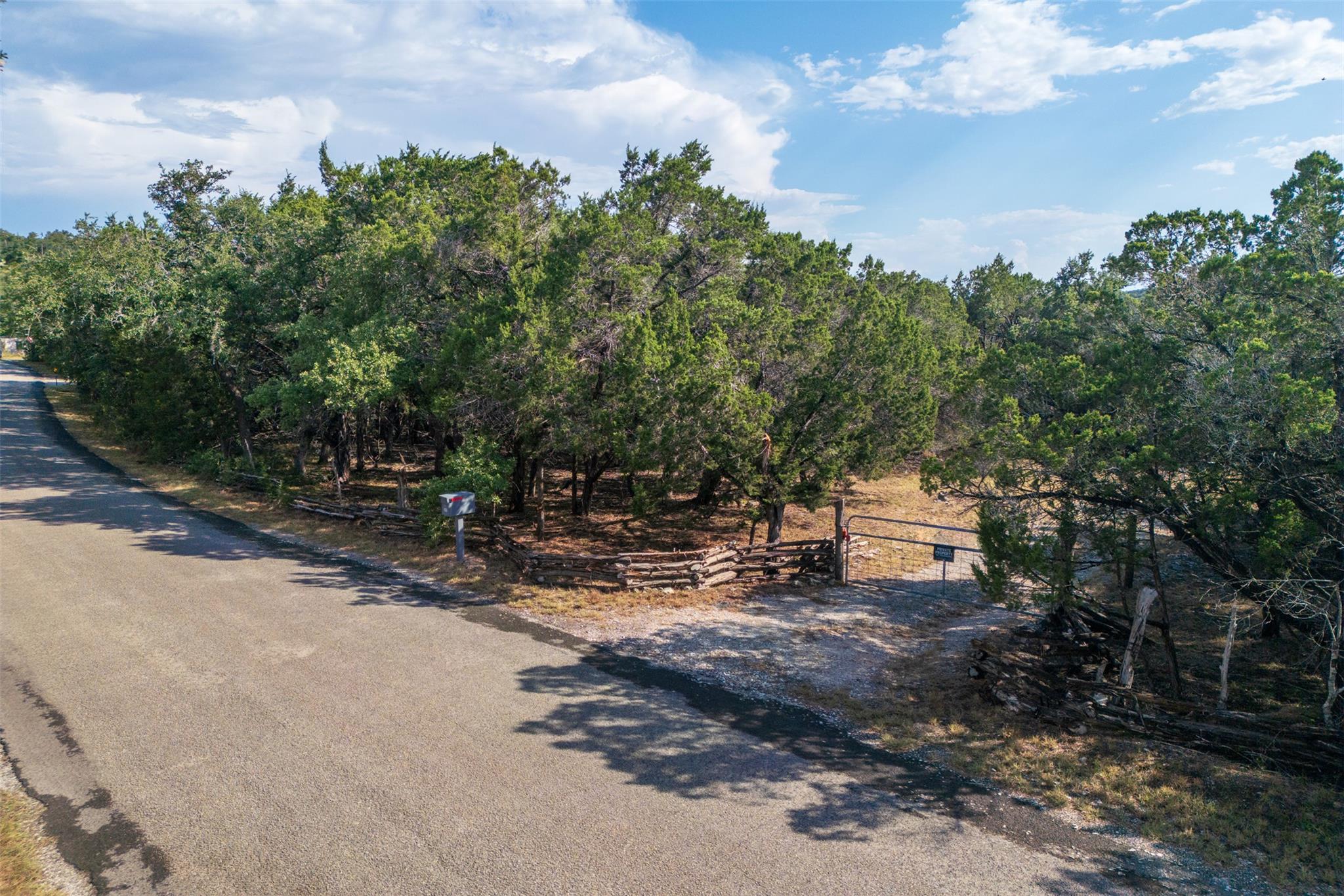 303 Deer Lake Rd, Wimberley, TX 78676