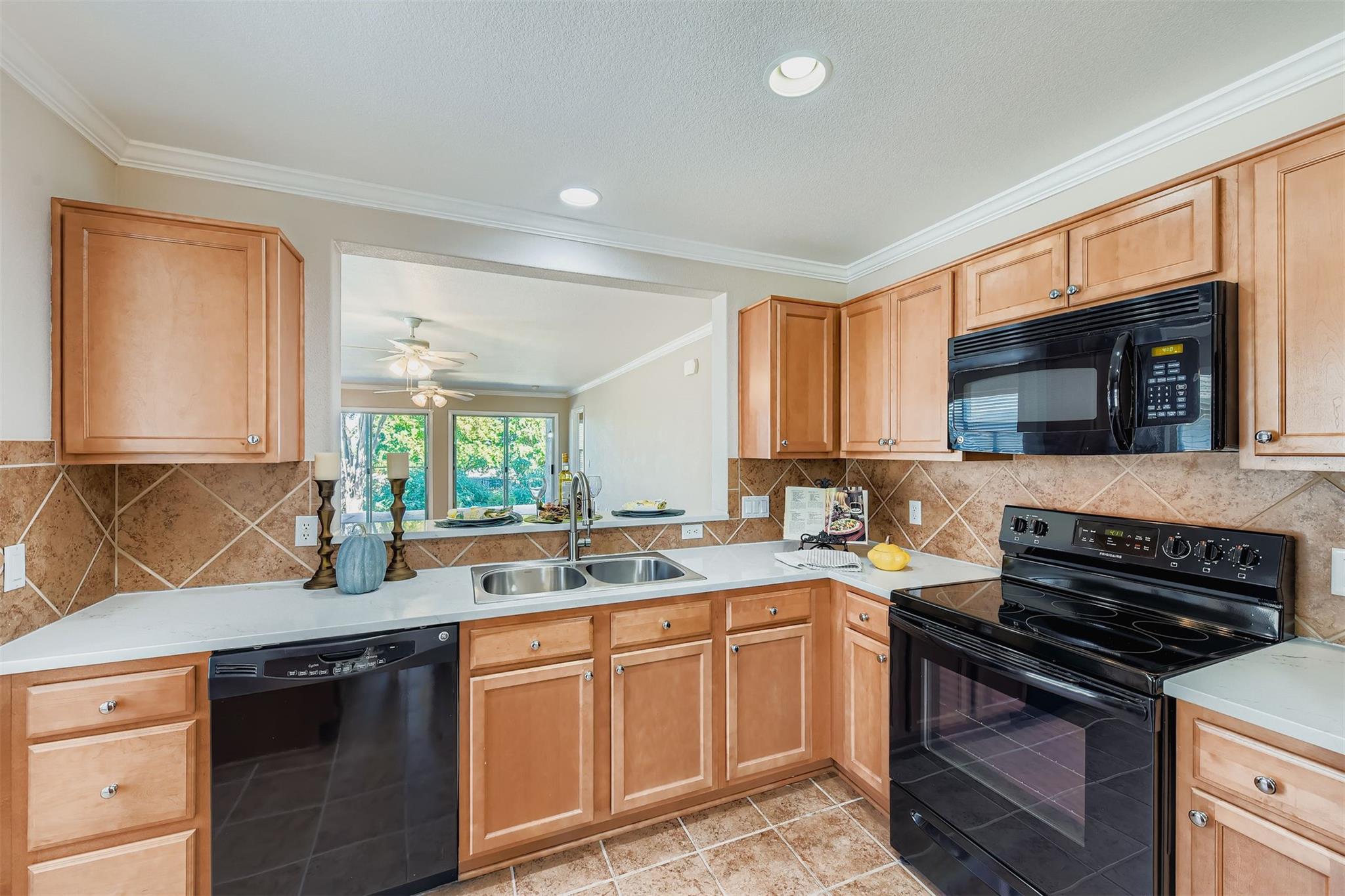 122 Mill Creek Path, Georgetown, TX 78633