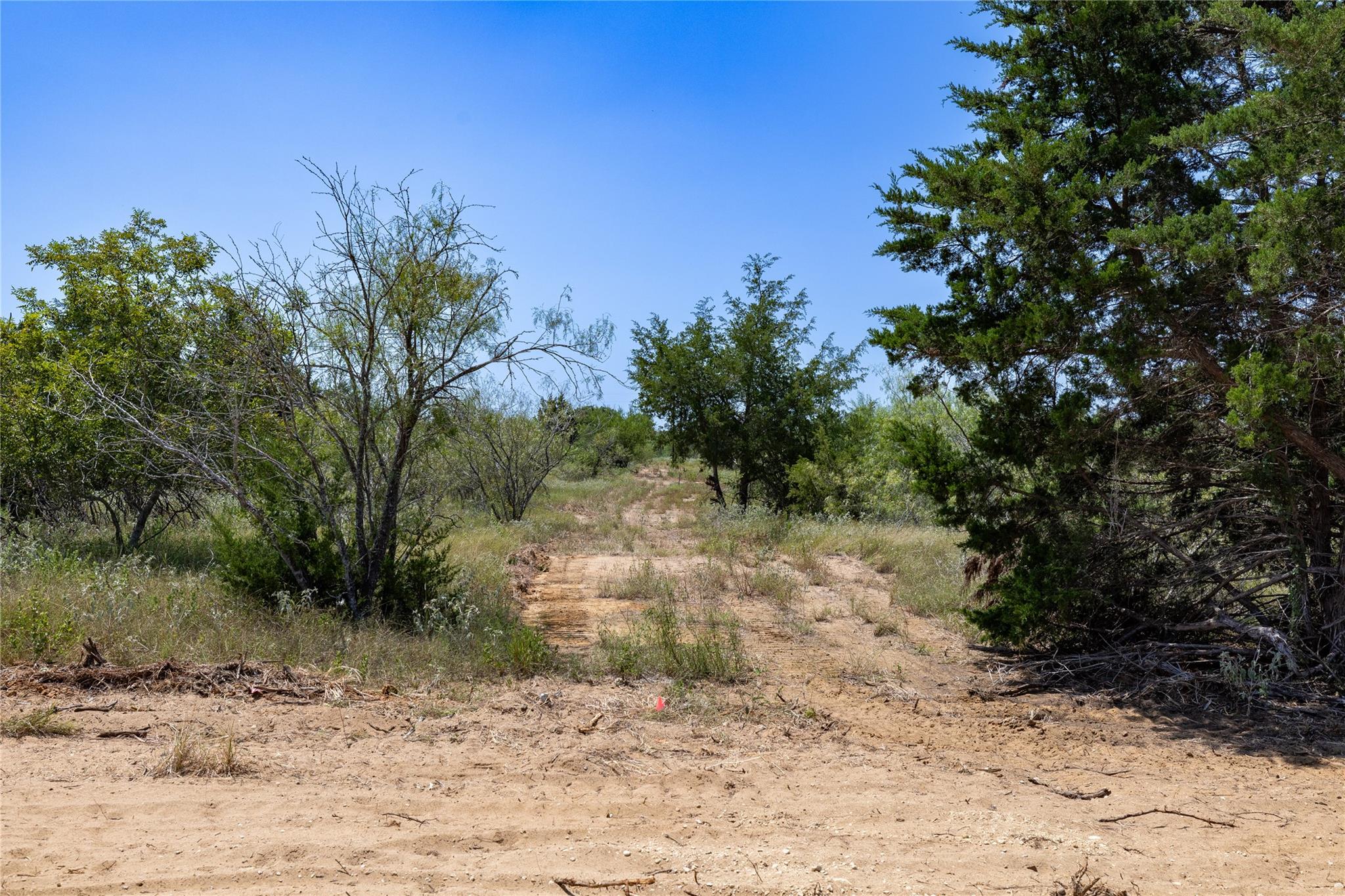122 Tumbleweed Trl, Dale, TX 78616