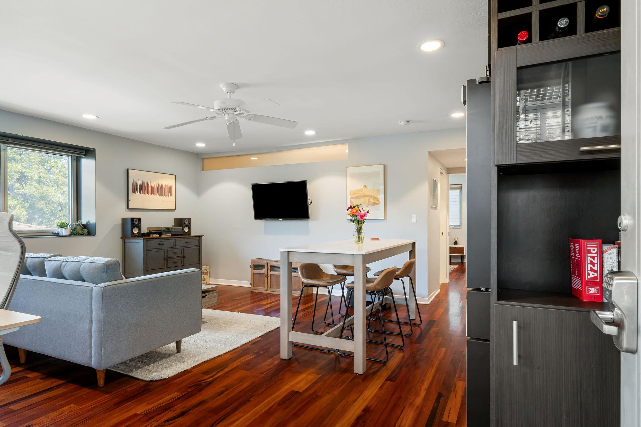 904 West Ave # 213, Austin, TX 78701