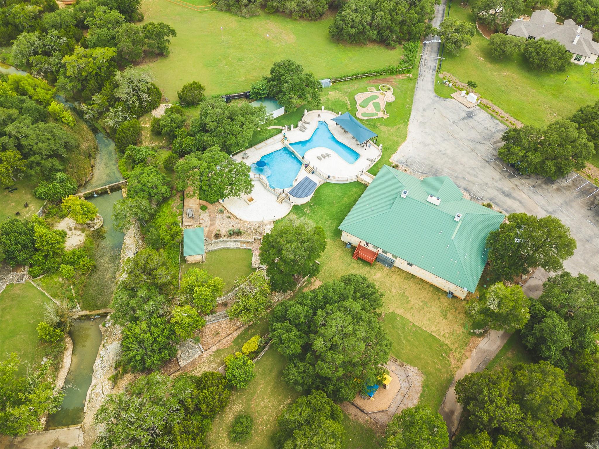 235 Campolina Ln, Driftwood, TX 78619